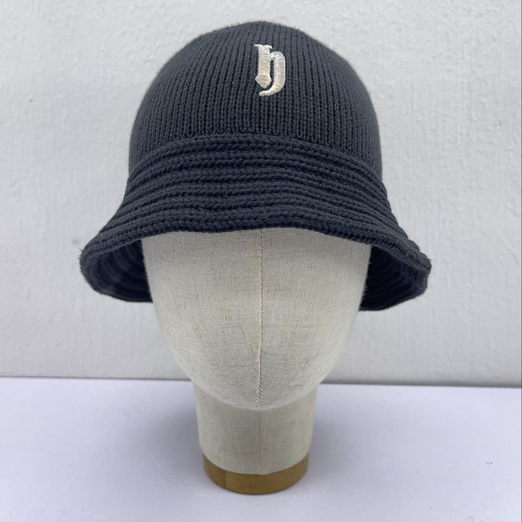 Japanese Brand Dj Honda Knitted Bucket Hats-BH4037 Size ONE SIZE - 1 Thumbnail