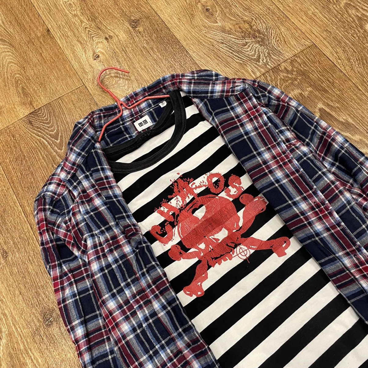 Vintage Vintage Y2K Floral Graphic Oversized Shirt Grunge Skate M Size US M / EU 48-50 / 2 - 1 Thumbnail