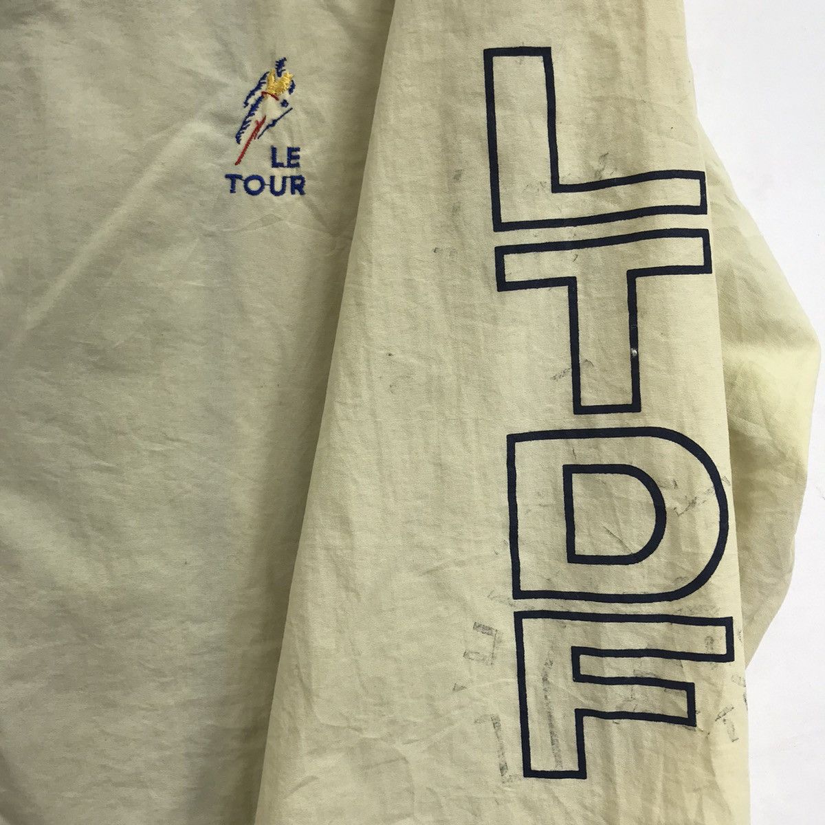 Vintage Vintage Le TOUR De FRANCE LTDF Bicycle Windbreaker Jacket Size US L / EU 52-54 / 3 - 4 Thumbnail