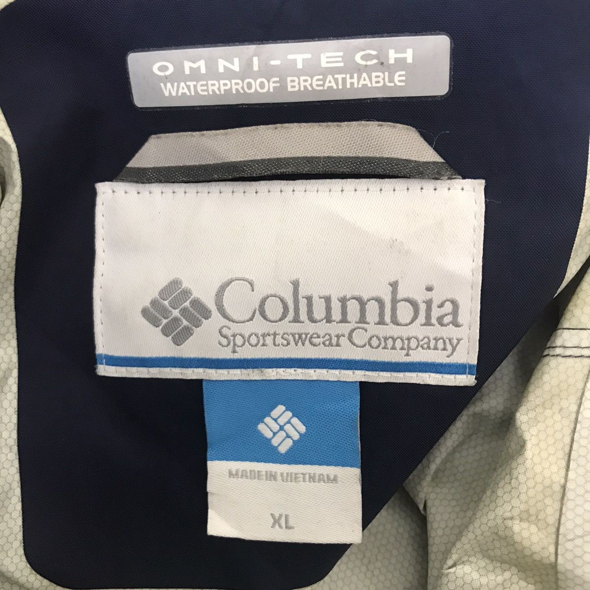 Columbia COLUMBIA OMNI TECH SportswearLight Outdoor JacketWindbreaker Size US XL / EU 56 / 4 - 5 Thumbnail