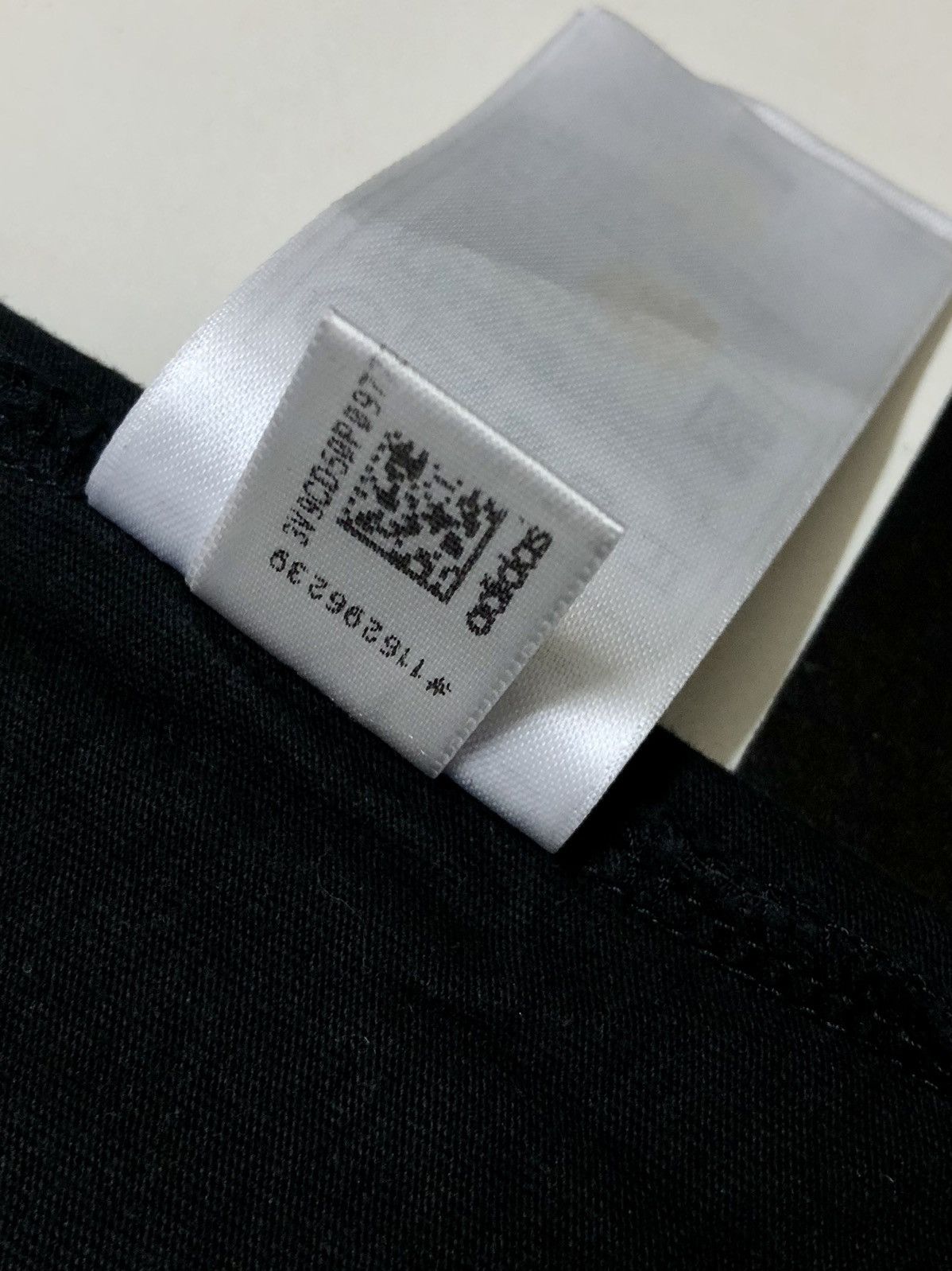 Adidas Vintage Adidas Single Pocket T-Shirt 97 Foot XRay Over Print Size US S / EU 44-46 / 1 - 18 Thumbnail