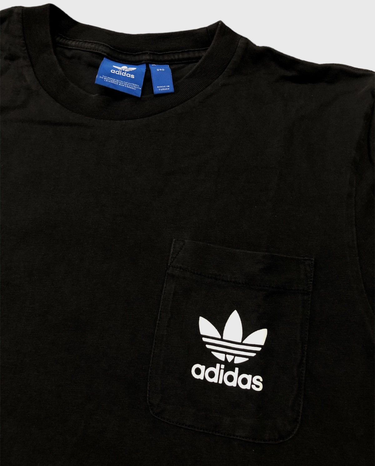 Adidas Vintage Adidas Single Pocket T-Shirt 97 Foot XRay Over Print Size US S / EU 44-46 / 1 - 9 Thumbnail