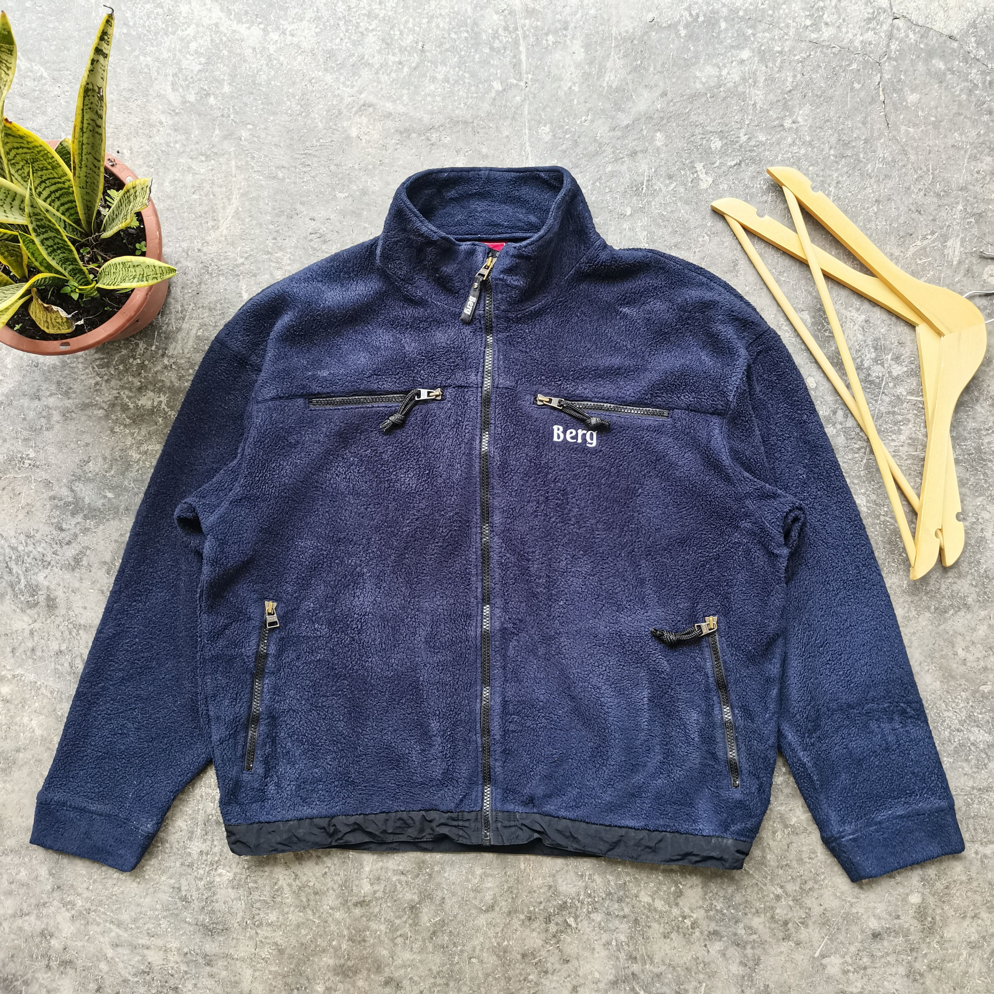image of Vintage Berg X Mizuno x Polartec Fleece Jacket Japan Made in Blue Black, Men's (Size Large)