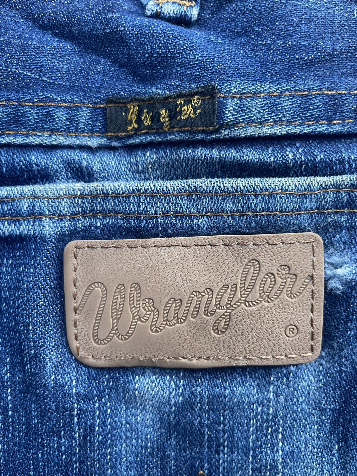 Vintage Vintage Wrangler Distressed Denim Size US 29 - 14 Thumbnail