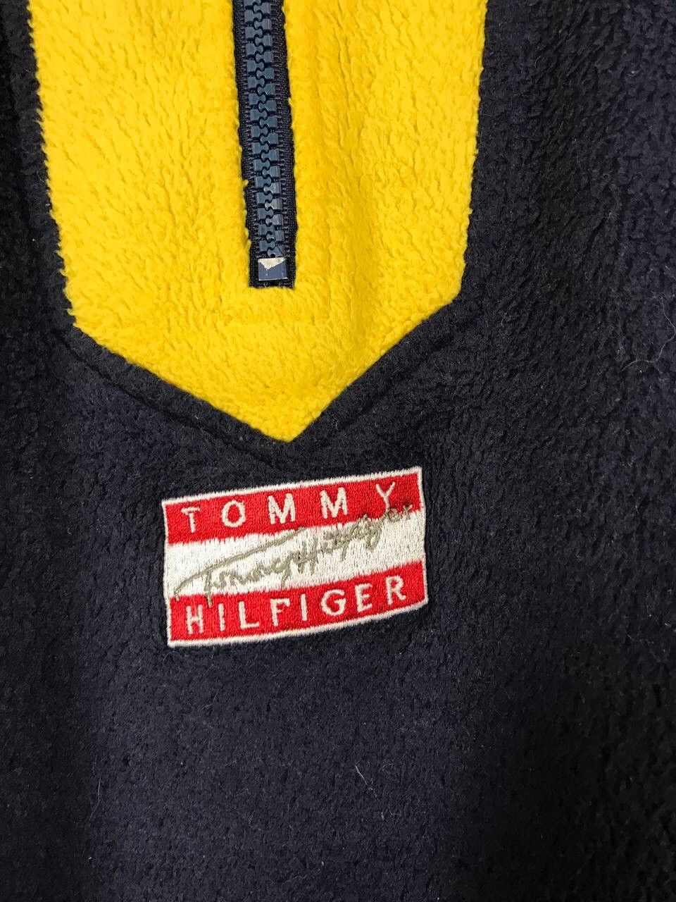 Tommy Hilfiger Tommy Hilfiger Luxury Streetwear Fleece Sweatshirt Size US XL / EU 56 / 4 - 3 Thumbnail