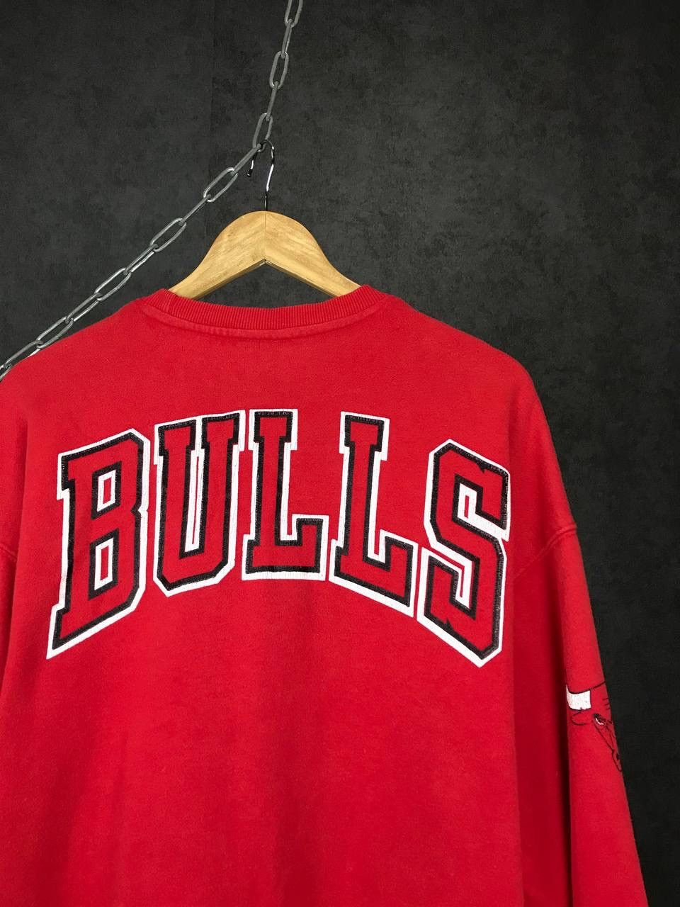 NBA Chicago Bulls NBA vintage overprinted streetwear sweatshirt Size US S / EU 44-46 / 1 - 7 Thumbnail