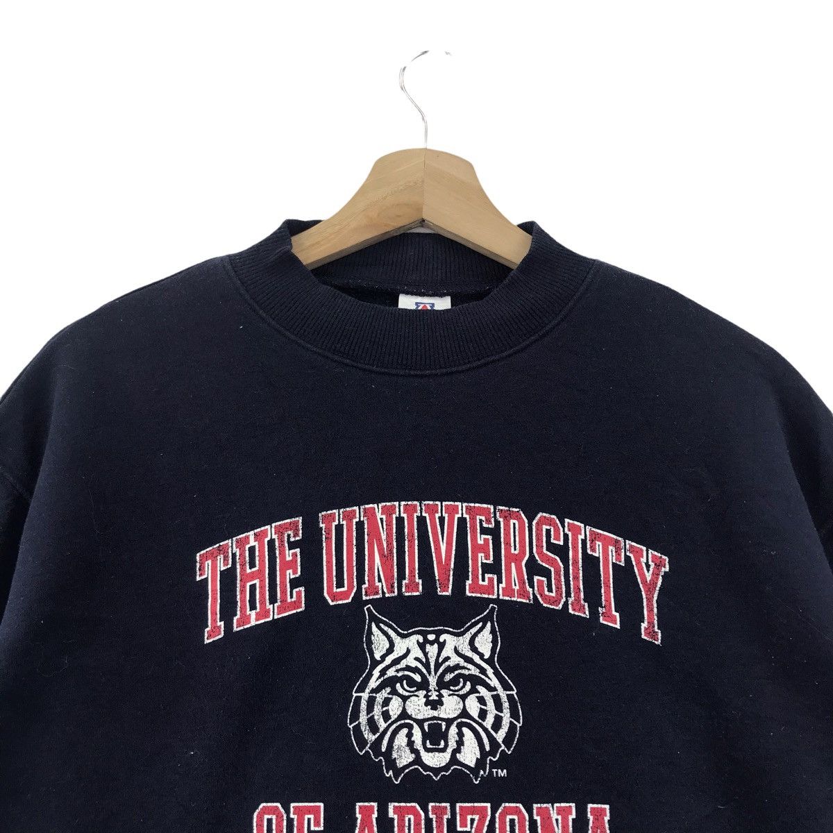 Vintage The UNIVERSITY OF ARIZONA Usa Crop Top Black Sweatshirt Size US M / EU 48-50 / 2 - 2 Thumbnail