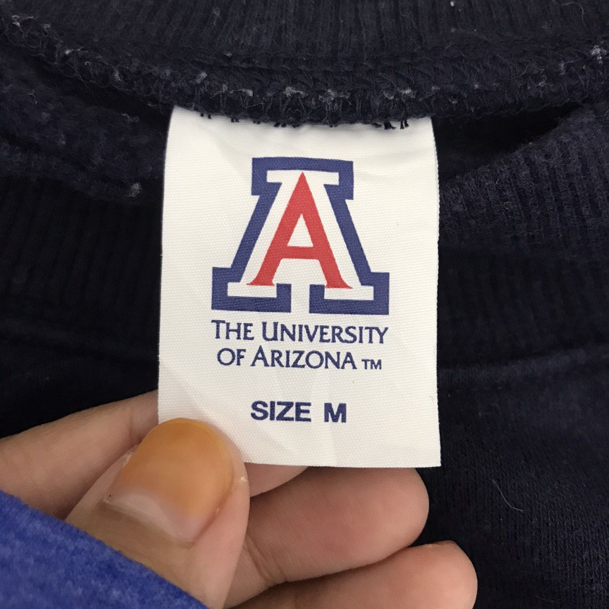 Vintage The UNIVERSITY OF ARIZONA Usa Crop Top Black Sweatshirt Size US M / EU 48-50 / 2 - 4 Thumbnail