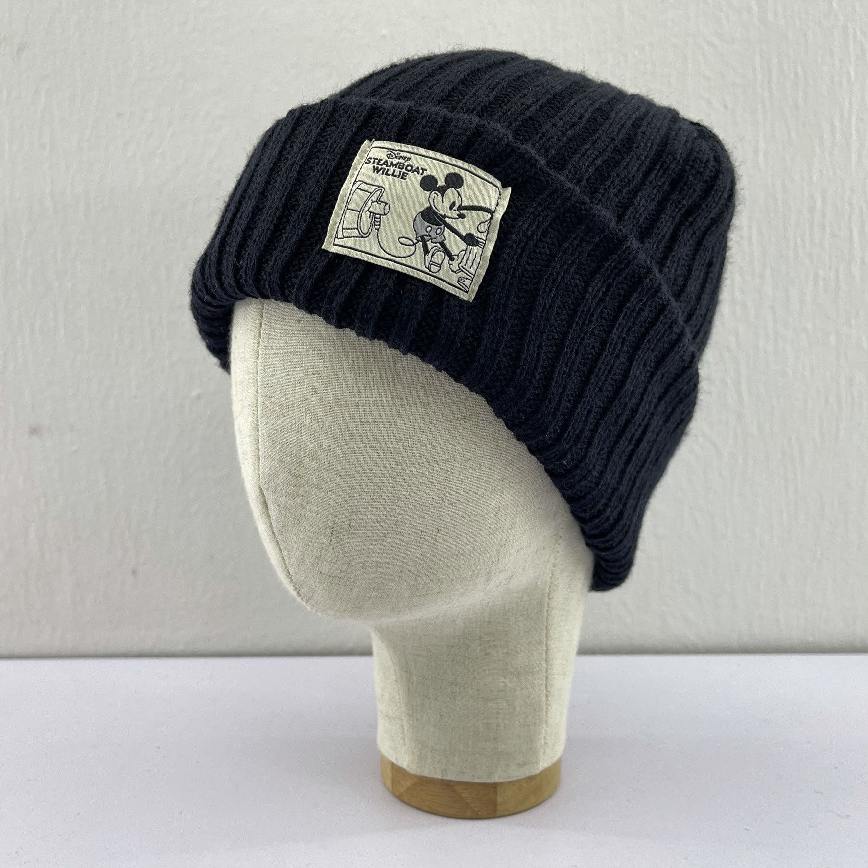 Disney Mickey Mouse Disney Beanie Hats-BH2063 Size ONE SIZE - 1 Thumbnail