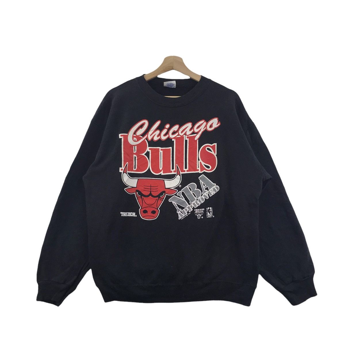 Vintage Vintage 90s CHICAGO BULLS NBA UsaBasketball TrenchSweatshirt Size US L / EU 52-54 / 3 - 1 Thumbnail