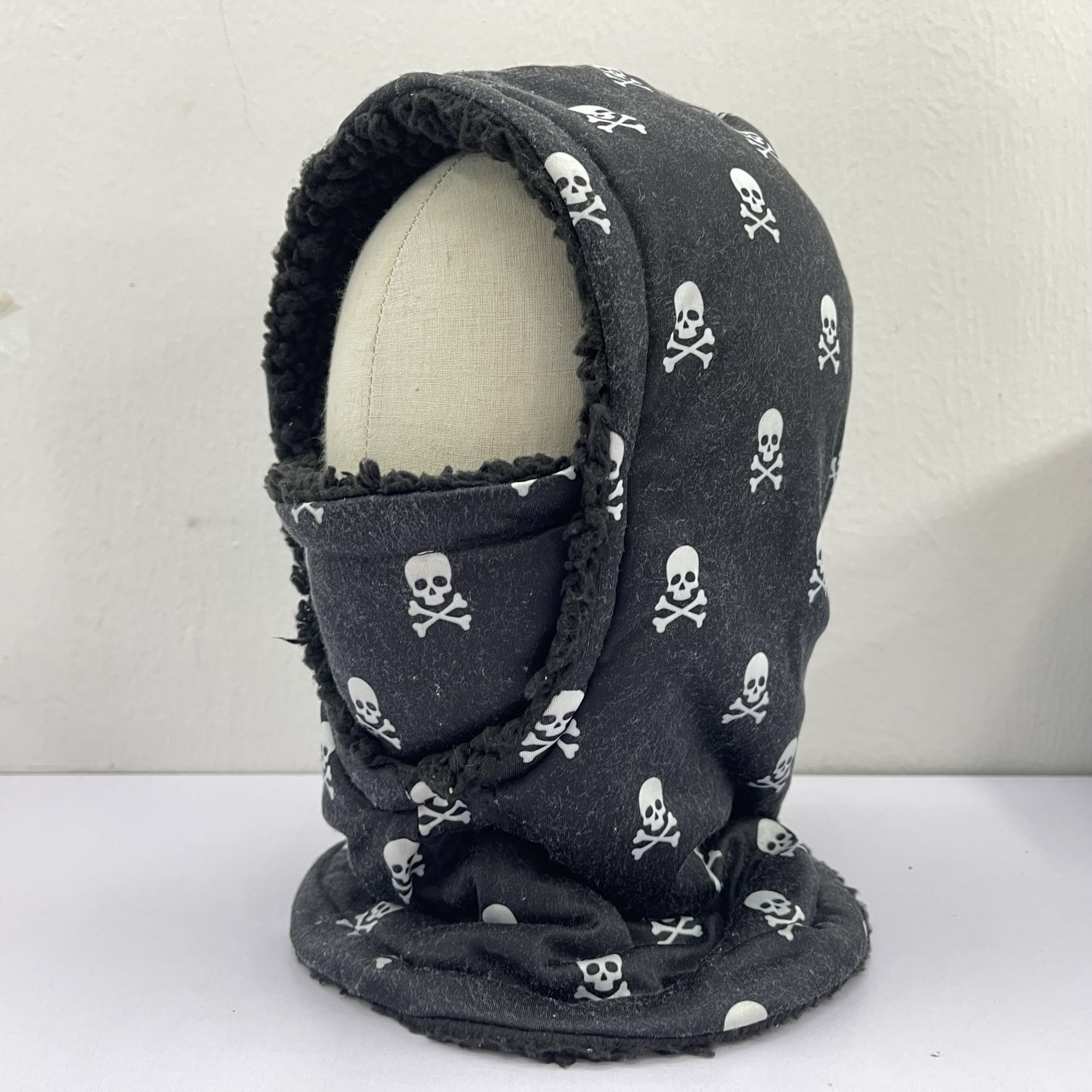 Other FOCO Skull Balaclava Masked Hats-BH4220 Size ONE SIZE - 1 Thumbnail