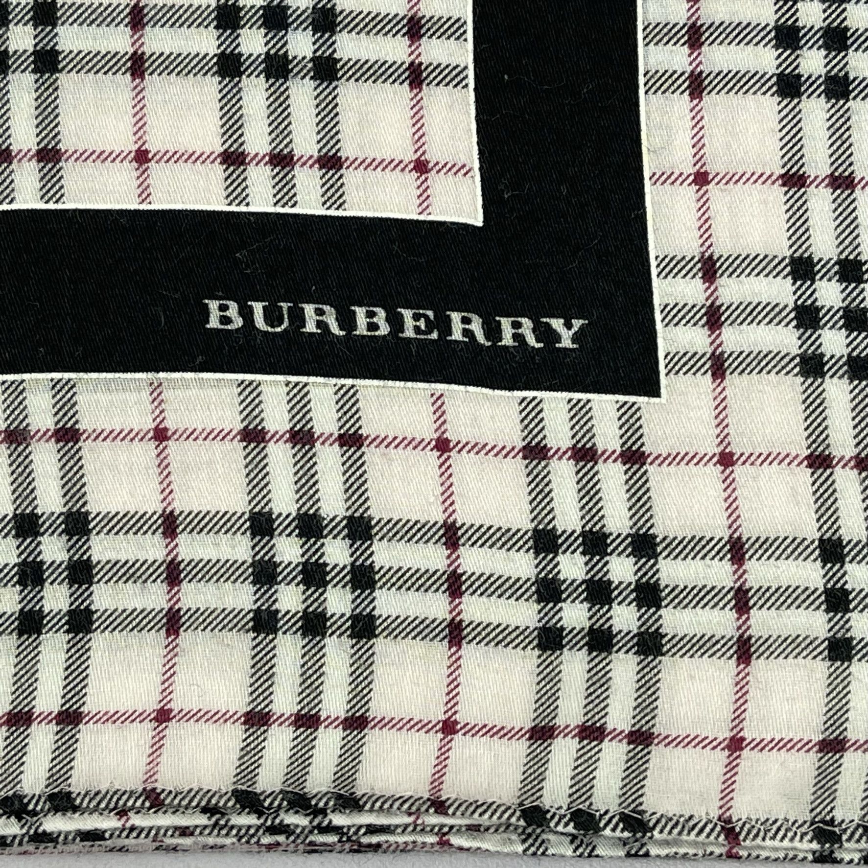 Vintage Vintage Burberry Handkerchief / Neckerchief - 4014 Size ONE SIZE - 6 Thumbnail