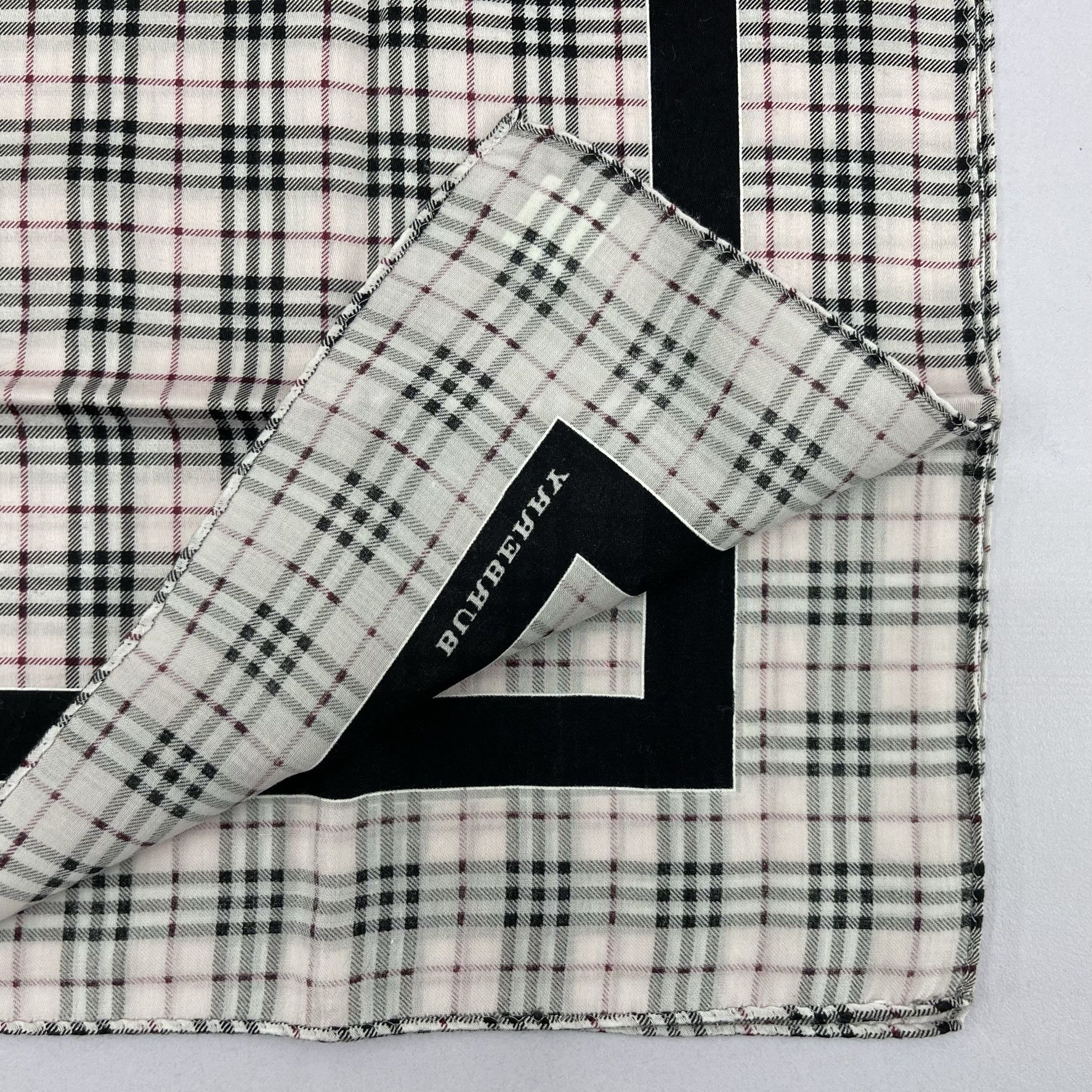 Vintage Vintage Burberry Handkerchief / Neckerchief - 4014 Size ONE SIZE - 7 Thumbnail