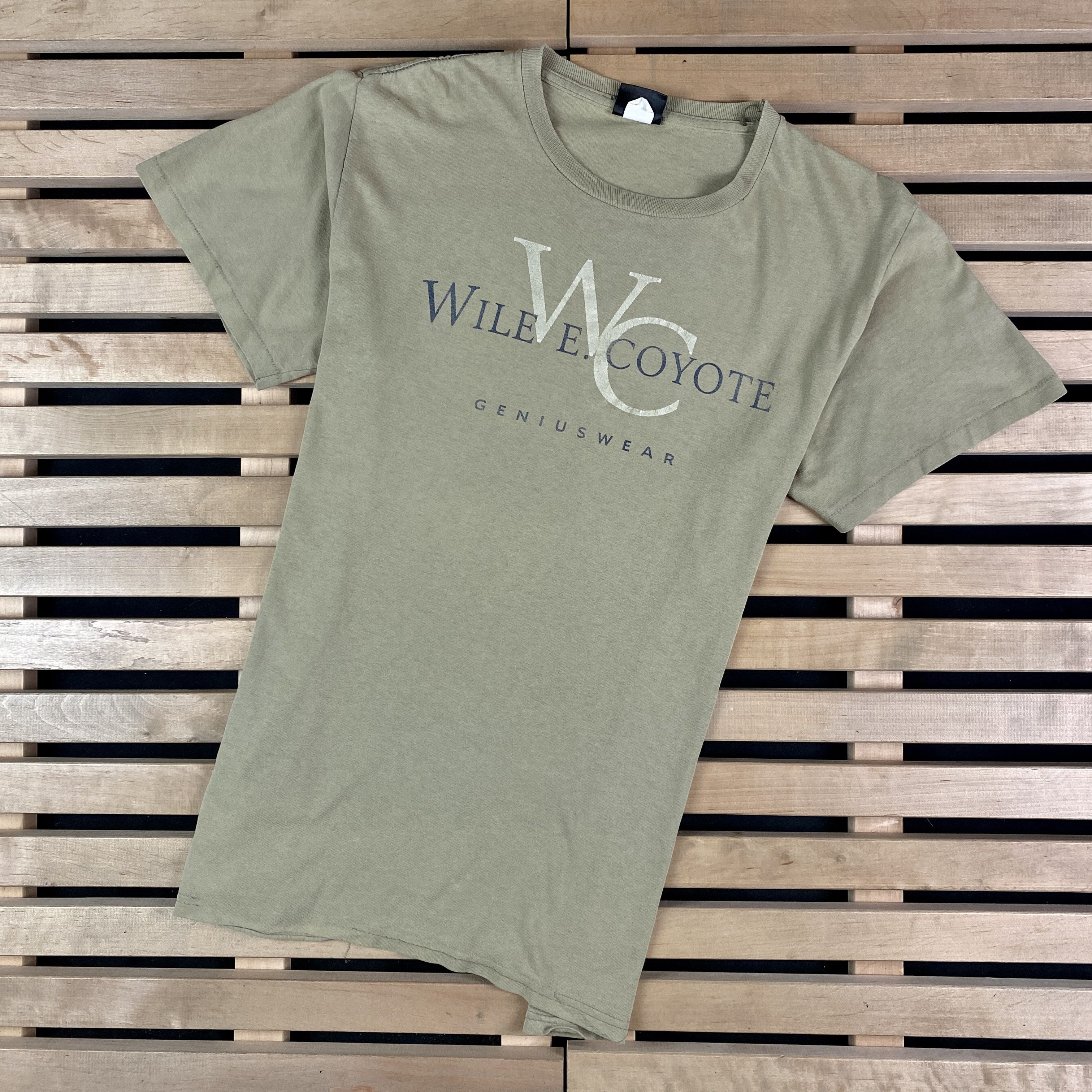 Vintage × Warner Bros Mens Vintage T Shirt Warner Broos 1995 Size M Size US M / EU 48-50 / 2 - 1 Thumbnail