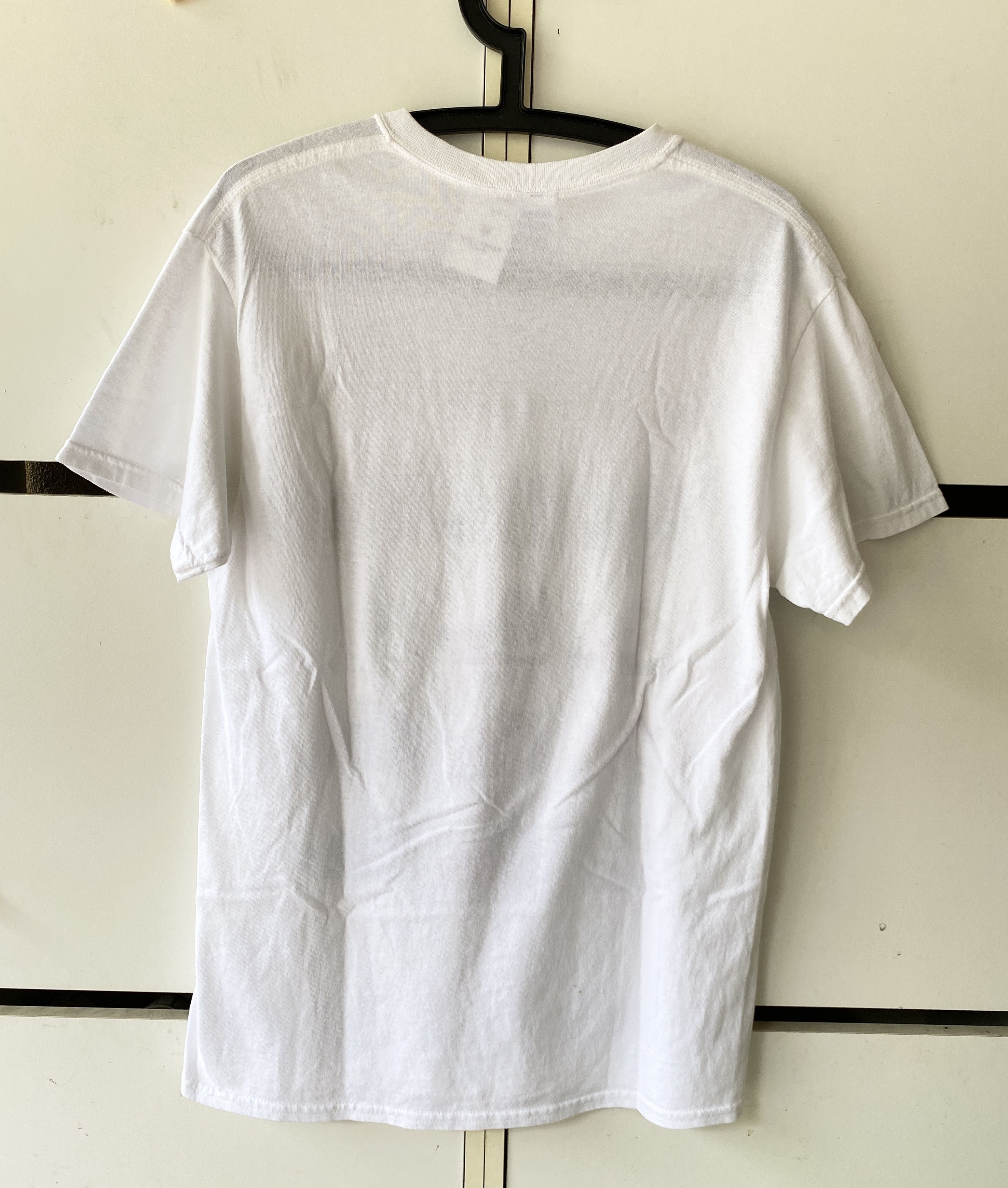 Gildan 'FLIGHT CLUB' VERY COOL SNEAKER PRINTED T SHIRT Size US M / EU 48-50 / 2 - 4 Thumbnail