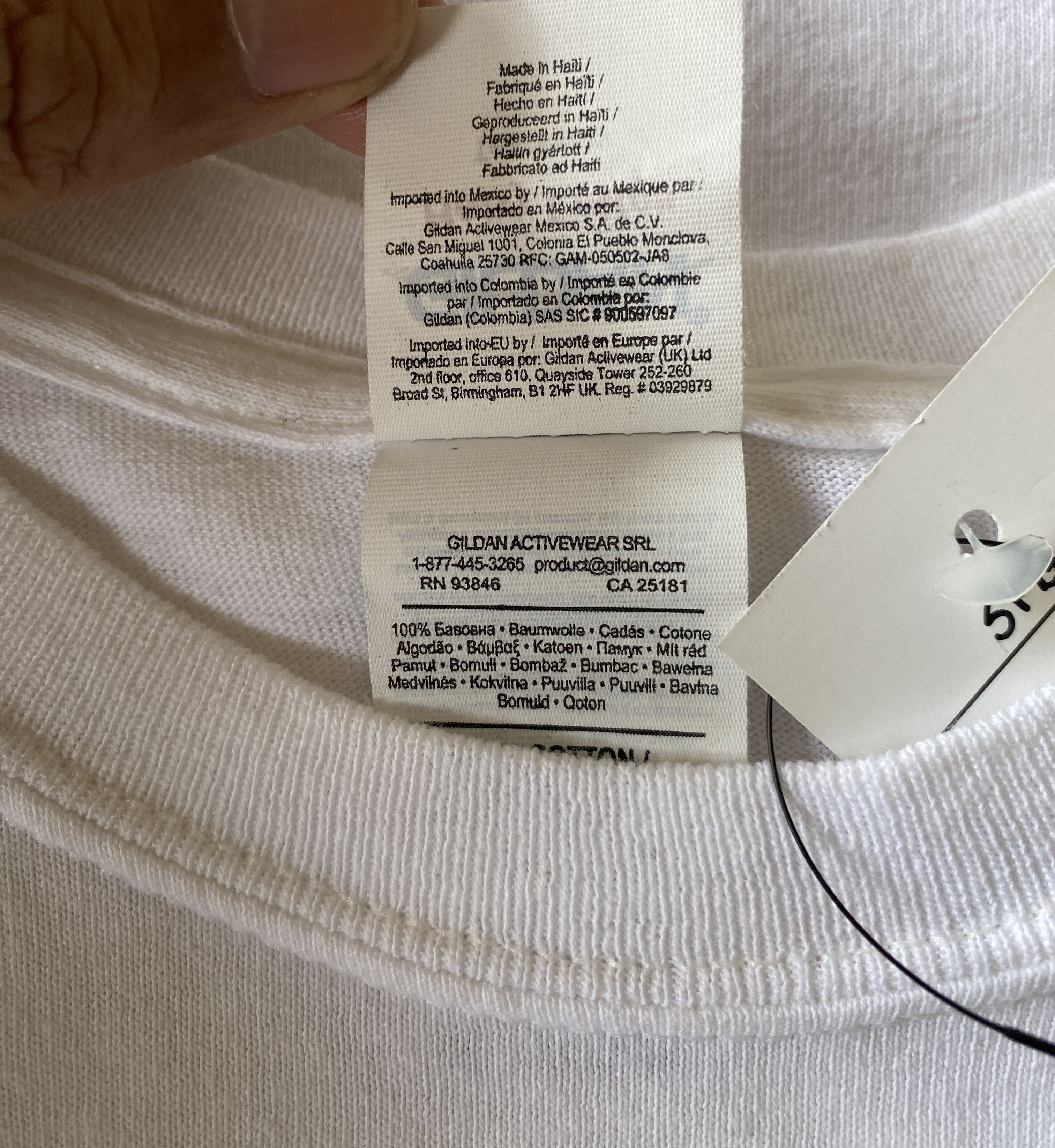 Gildan 'FLIGHT CLUB' VERY COOL SNEAKER PRINTED T SHIRT Size US M / EU 48-50 / 2 - 6 Thumbnail