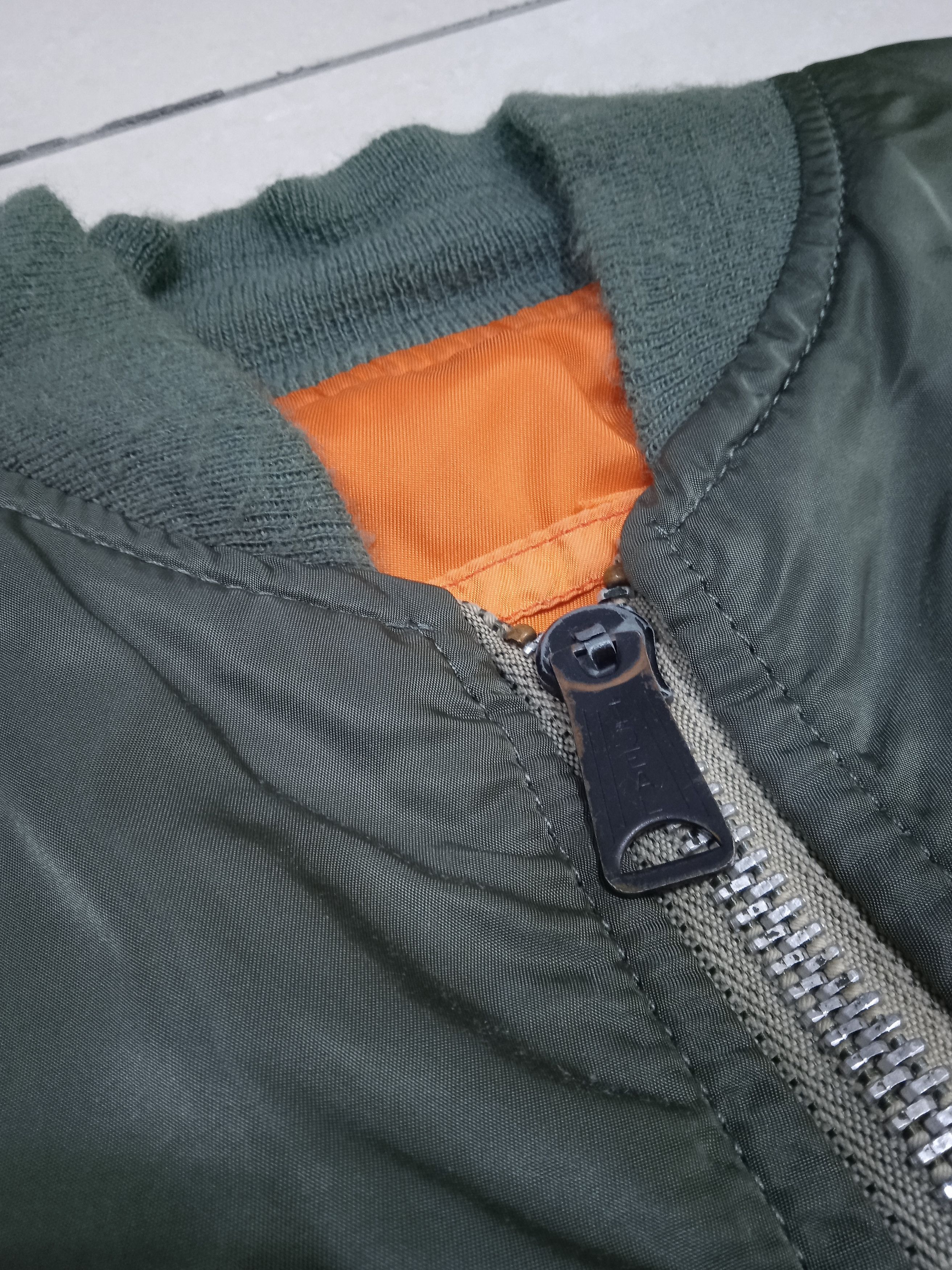 Alpha Industries × Vintage Vintage 70s Alpha Industries MA1 Flight Bomber Jacket Size US S / EU 44-46 / 1 - 5 Thumbnail