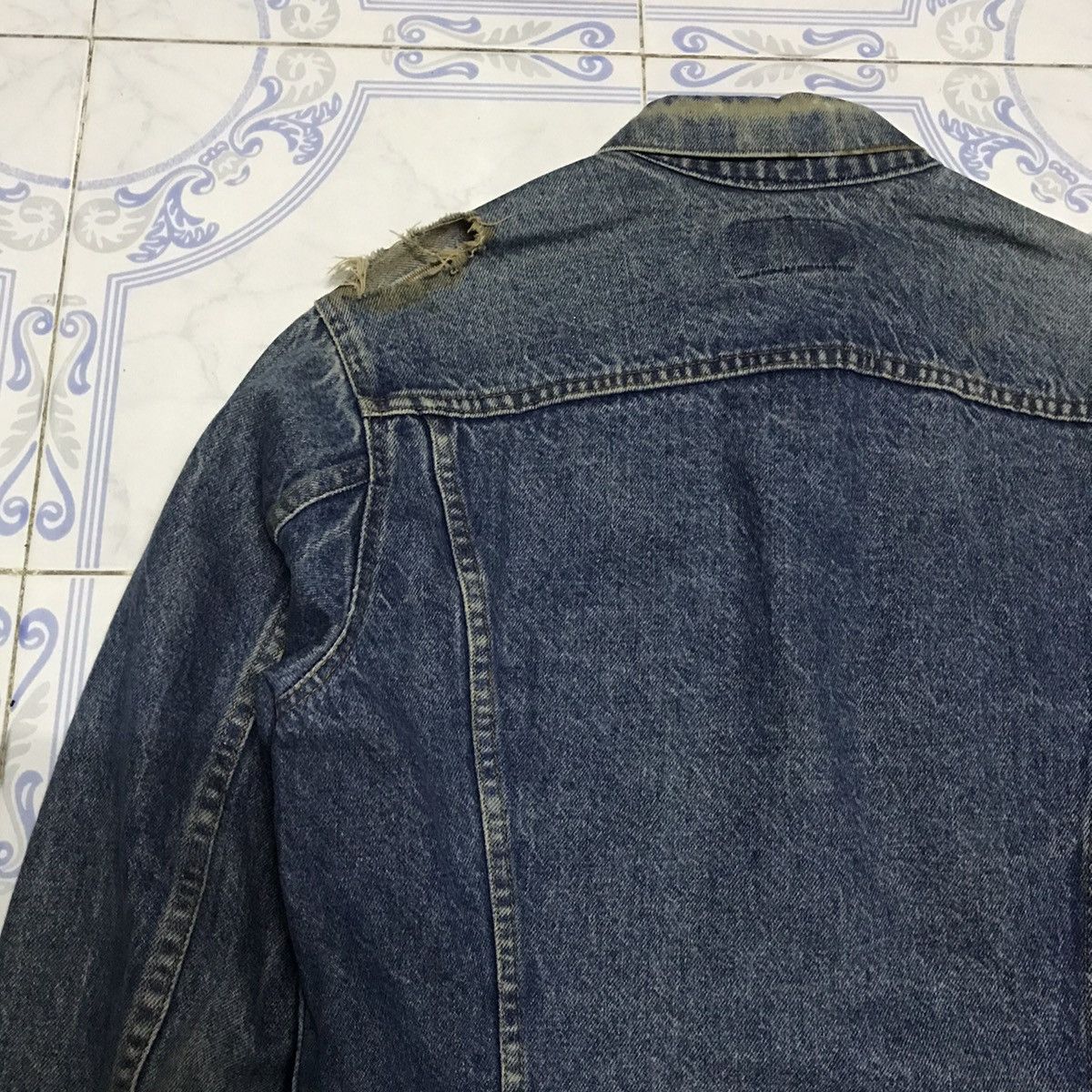 Levi's Vtg Distress Levis Type III Trucker Denim Jacket Button No52 Size US L / EU 52-54 / 3 - 12 Thumbnail