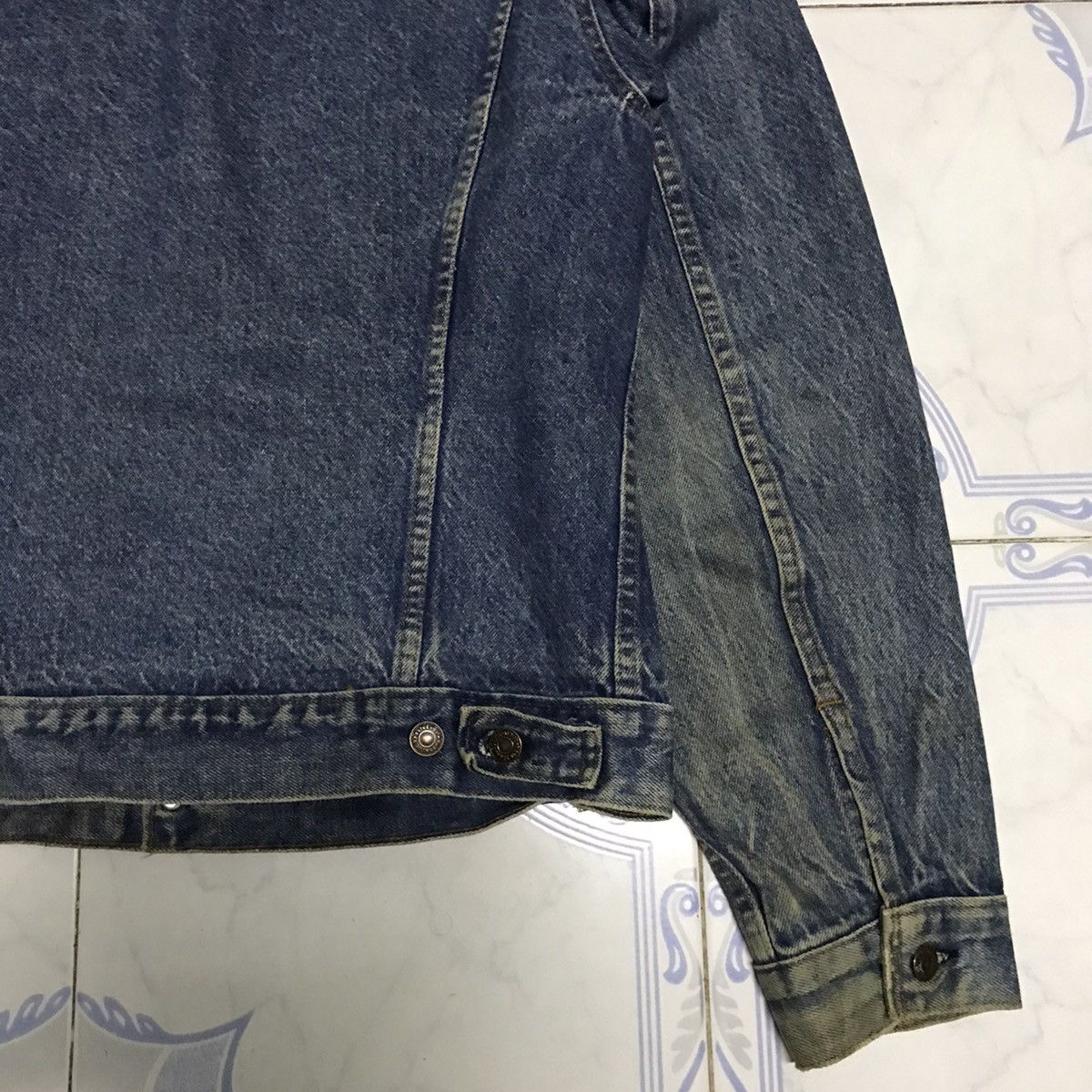 Levi's Vtg Distress Levis Type III Trucker Denim Jacket Button No52 Size US L / EU 52-54 / 3 - 10 Thumbnail