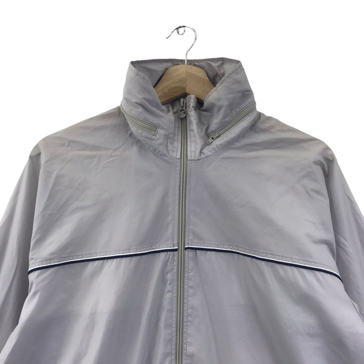 Asics ASICS SPORT JAPAN Tennis Grey Windbreaker Jacket Size US L / EU 52-54 / 3 - 2 Thumbnail