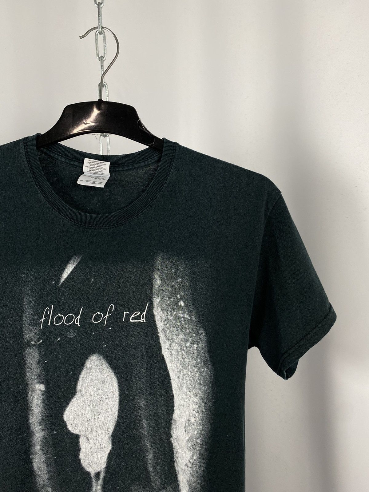 Band Tees Flood of Red band tee rock tee T-shirts big logo size M Size US M / EU 48-50 / 2 - 2 Thumbnail