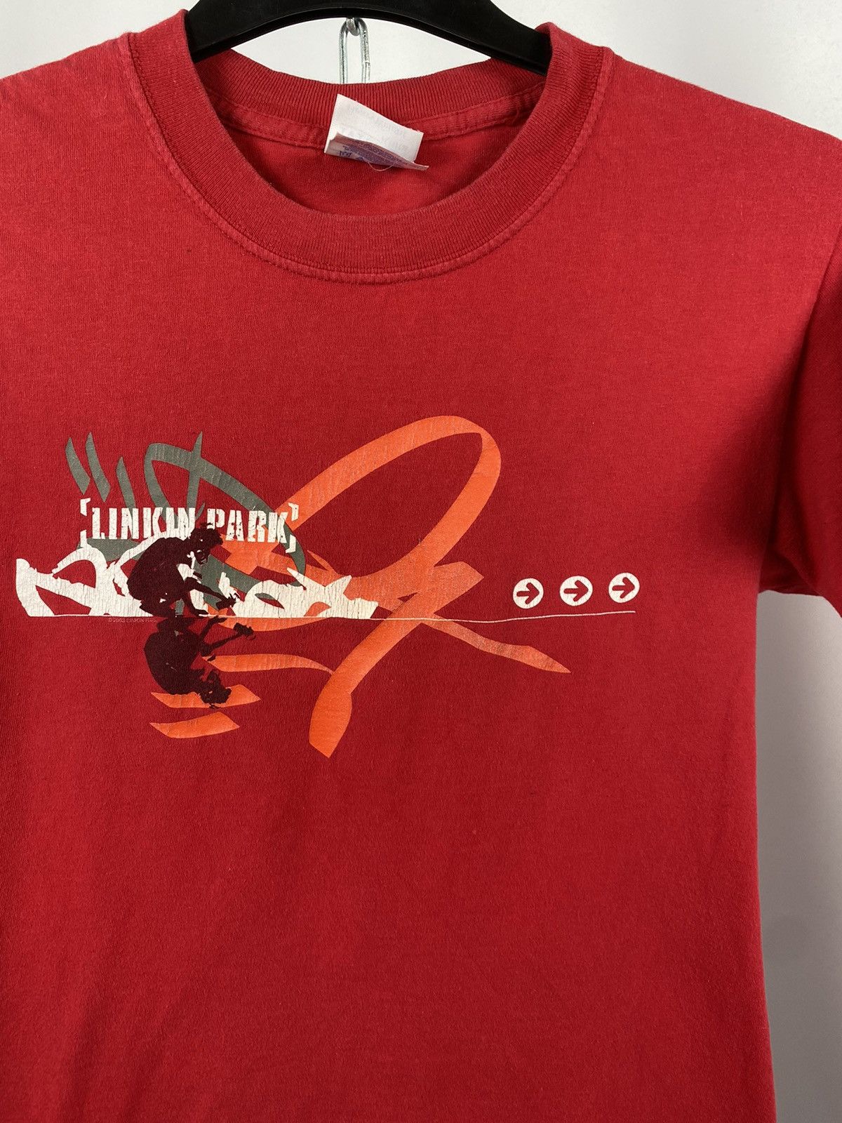 Band Tees Linkin park rock tee band tee red big logo T-shirts size S Size US S / EU 44-46 / 1 - 3 Thumbnail