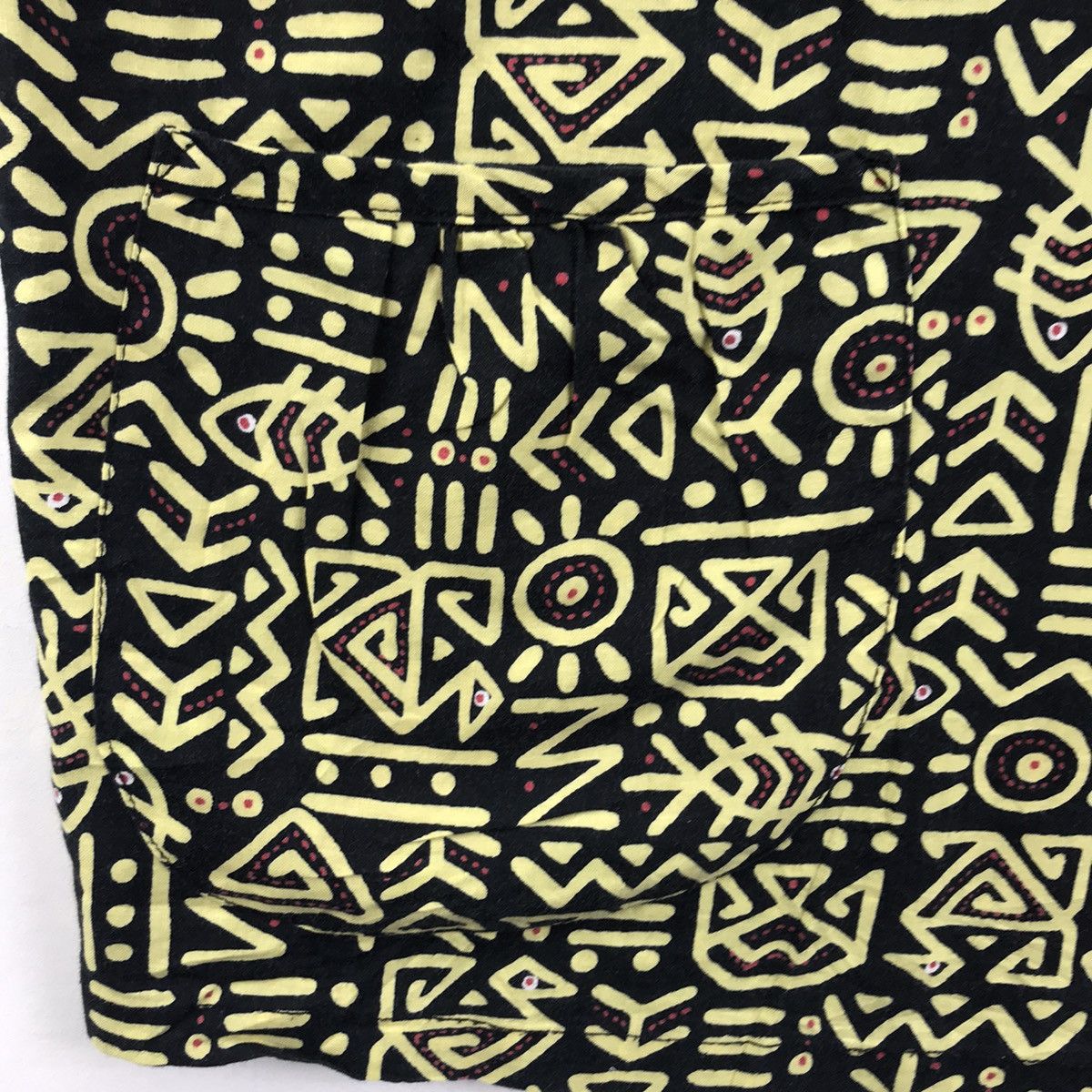 Other HAWAII Fishbone Overprint Beach Fancy Yellow T-Shirt Size US L / EU 52-54 / 3 - 4 Thumbnail