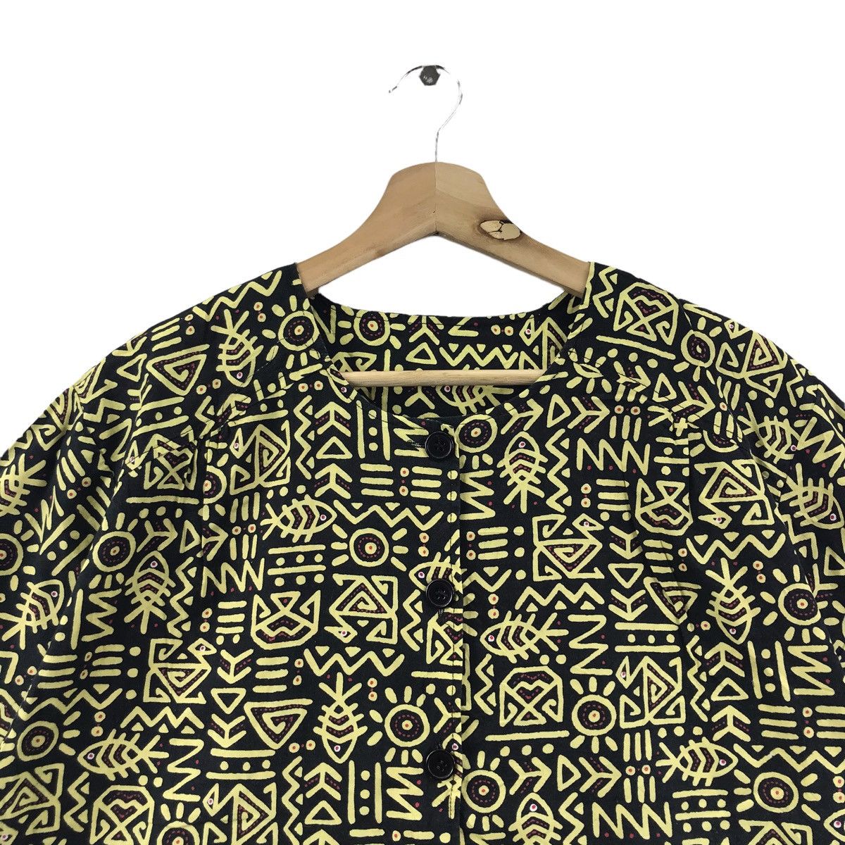 Other HAWAII Fishbone Overprint Beach Fancy Yellow T-Shirt Size US L / EU 52-54 / 3 - 2 Thumbnail