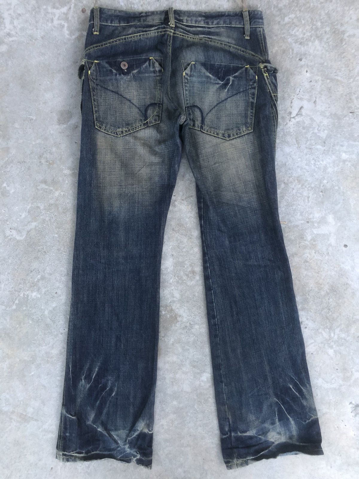 If Six Was Nine Japanese Back number Flared Jeans Distressed Denim Size US 32 / EU 48 - 2 Thumbnail
