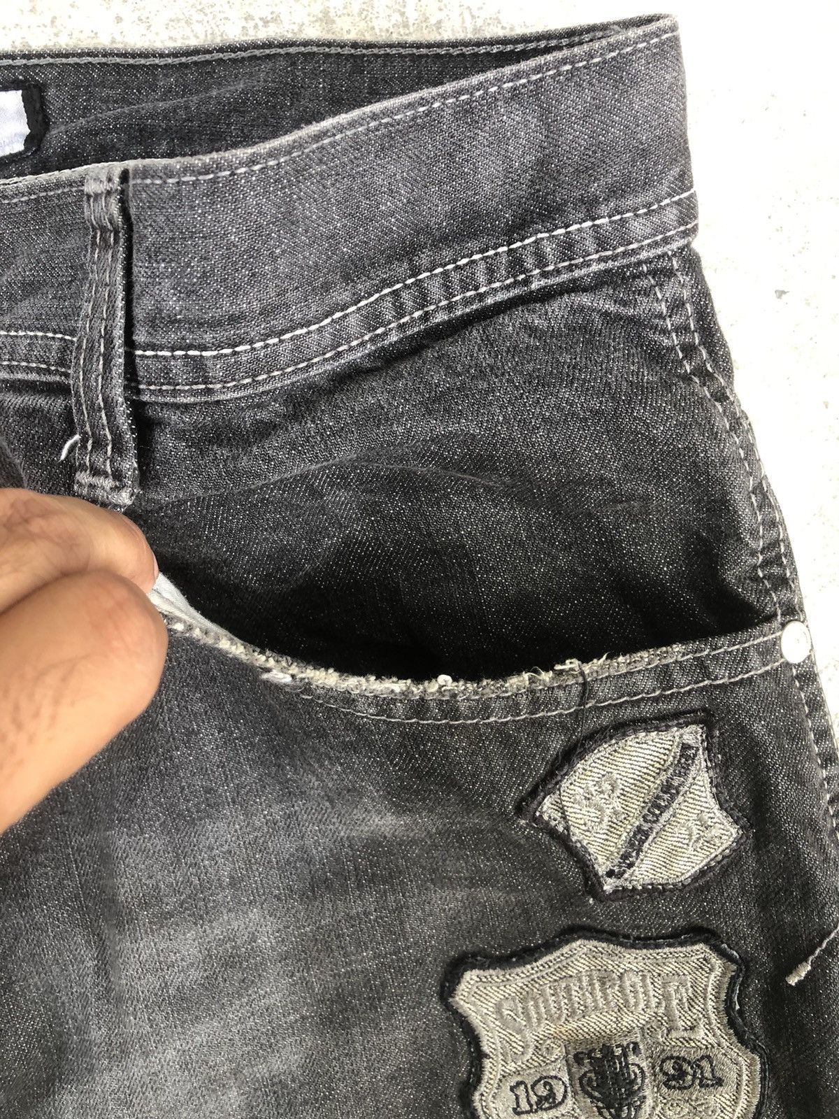 Southpole Vintage Southpole Embroidered Jeans Distressed Jeans Size US 36 / EU 52 - 17 Thumbnail