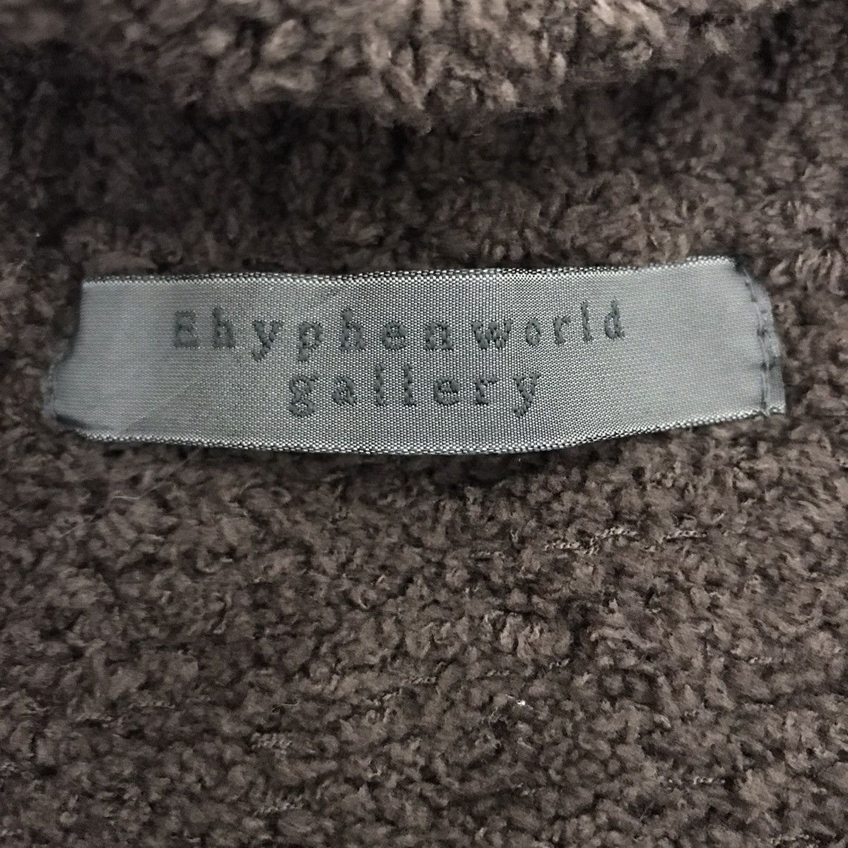 Japanese Brand EHYPHENWORLD GALLERY Japanese Brand Baggy FancyWool Cardigan Size US M / EU 48-50 / 2 - 4 Thumbnail
