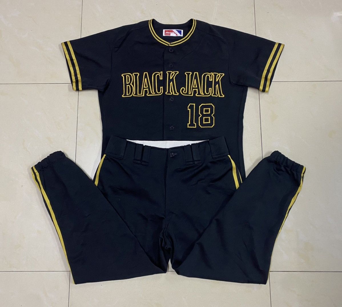 Vintage Japanese Brand Mizuno Baseball Blackjack #18