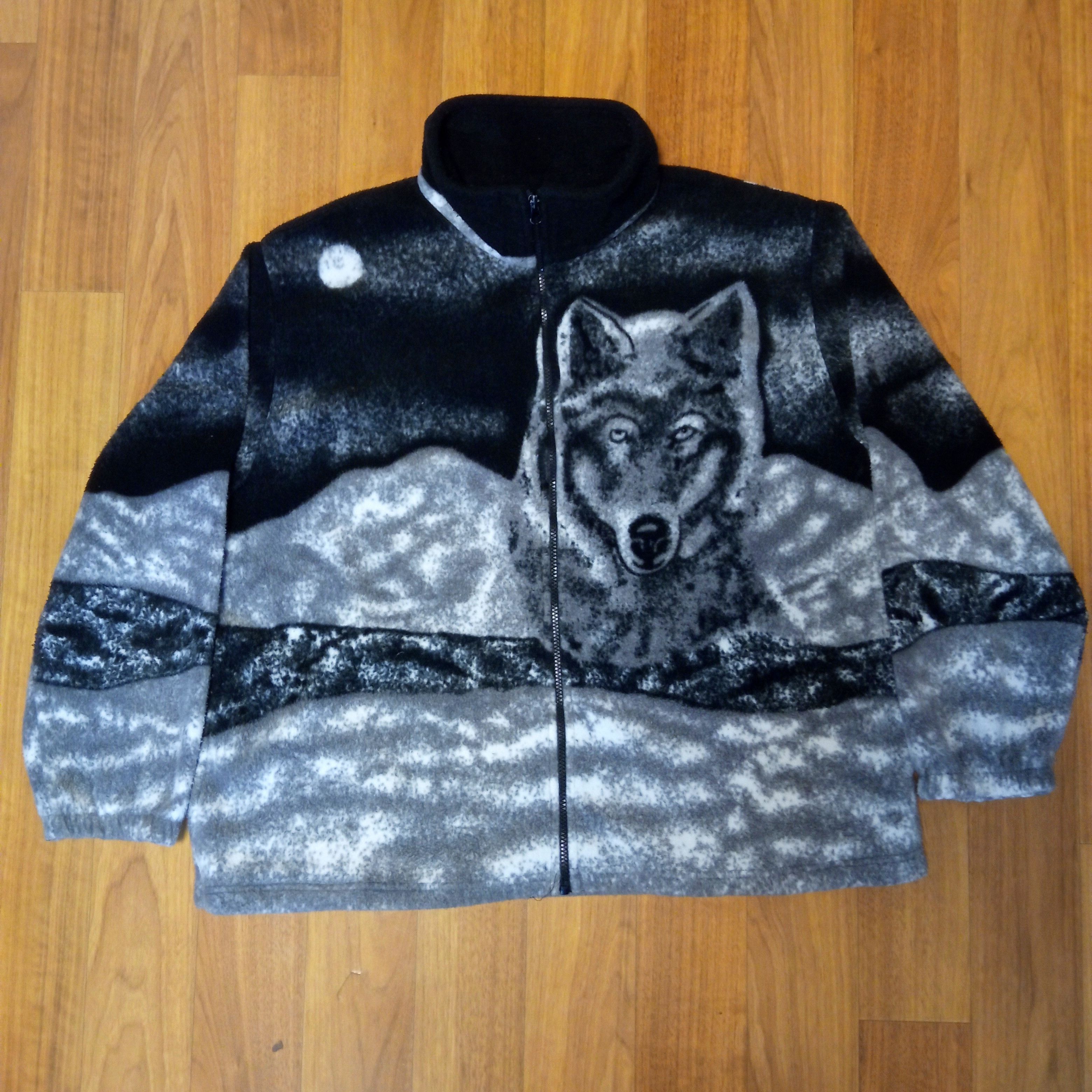 Vintage Vintage Animal Wolf Fleece Jacket | Grailed