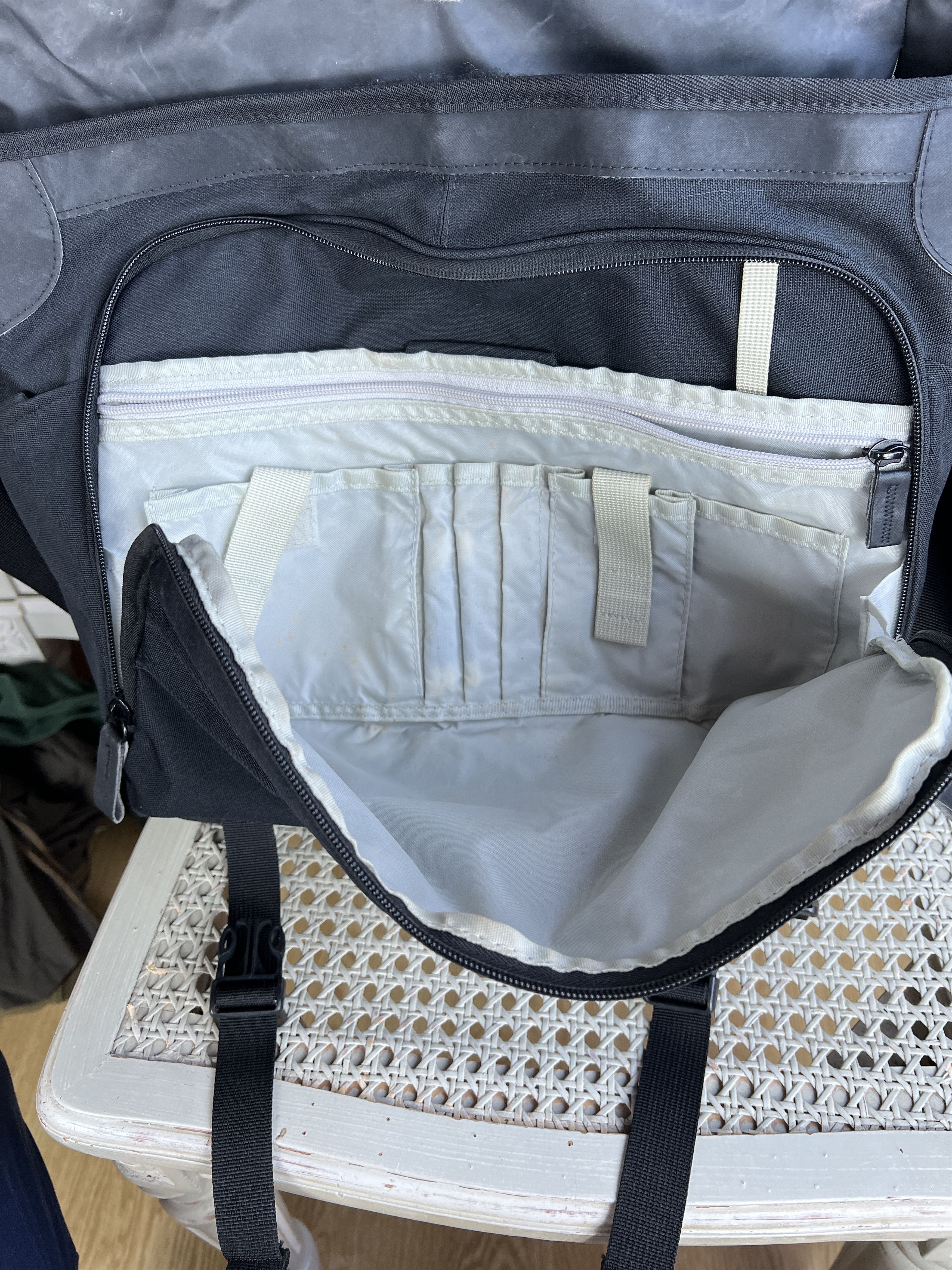 Vintage NIKE VINTAGE TAEBO SHOULDER BAG CORDURA Size ONE SIZE - 11 Thumbnail