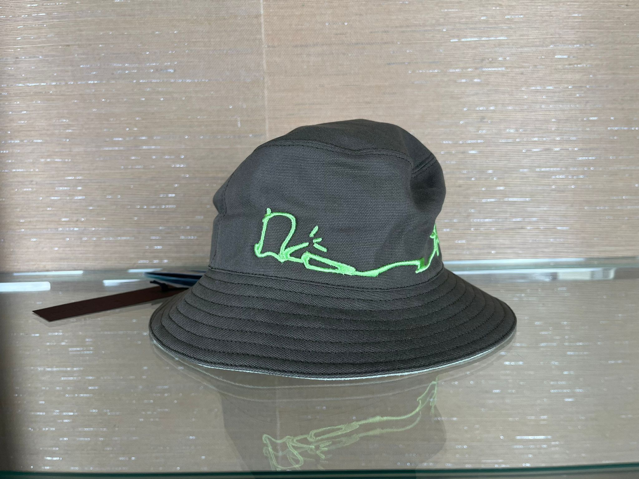 Dior Cactus Dior Embroidered Bucket Hat in Fond Vert Size ONE SIZE - 9 Thumbnail