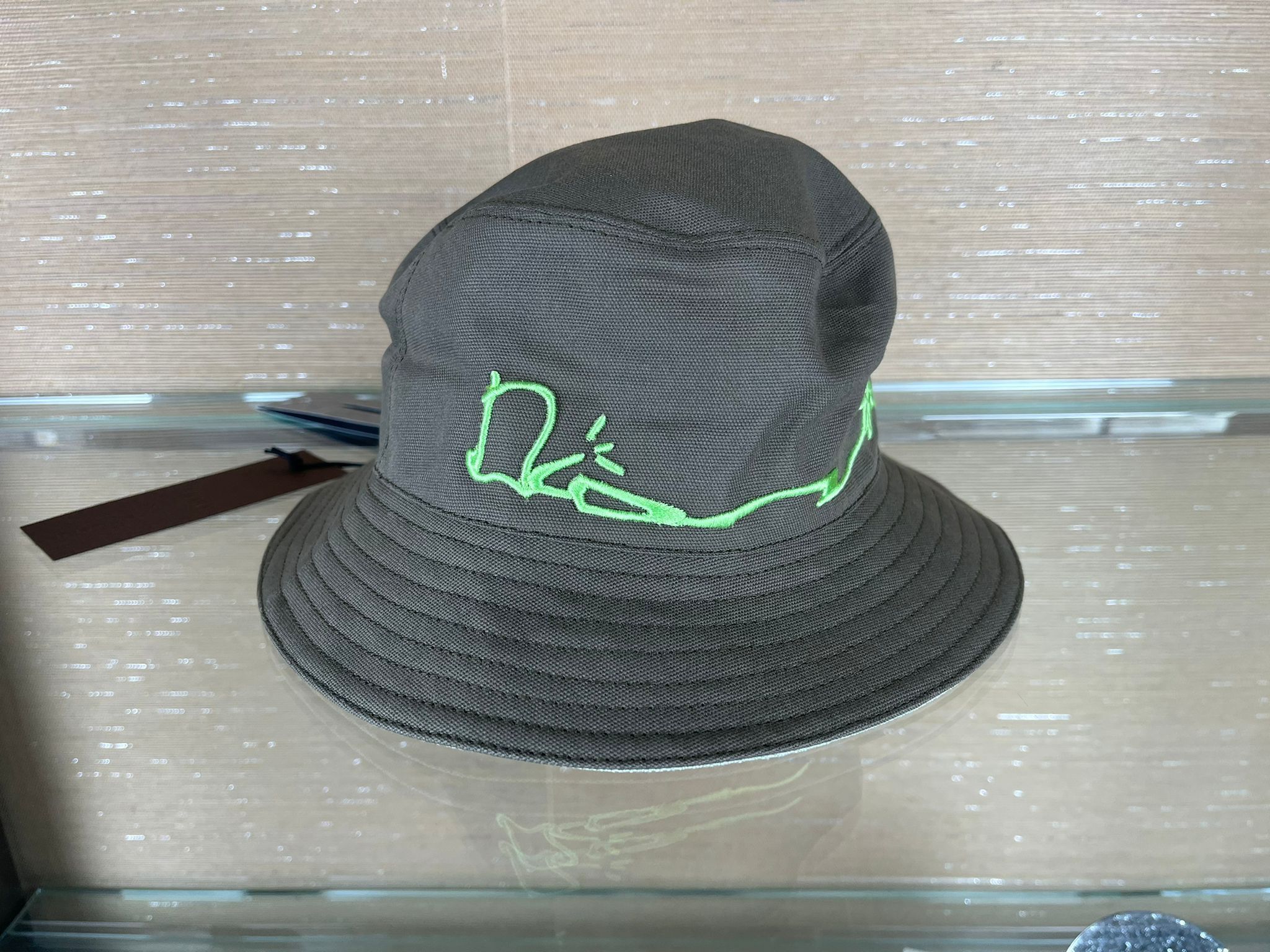 Dior Cactus Dior Embroidered Bucket Hat in Fond Vert Size ONE SIZE - 12 Thumbnail