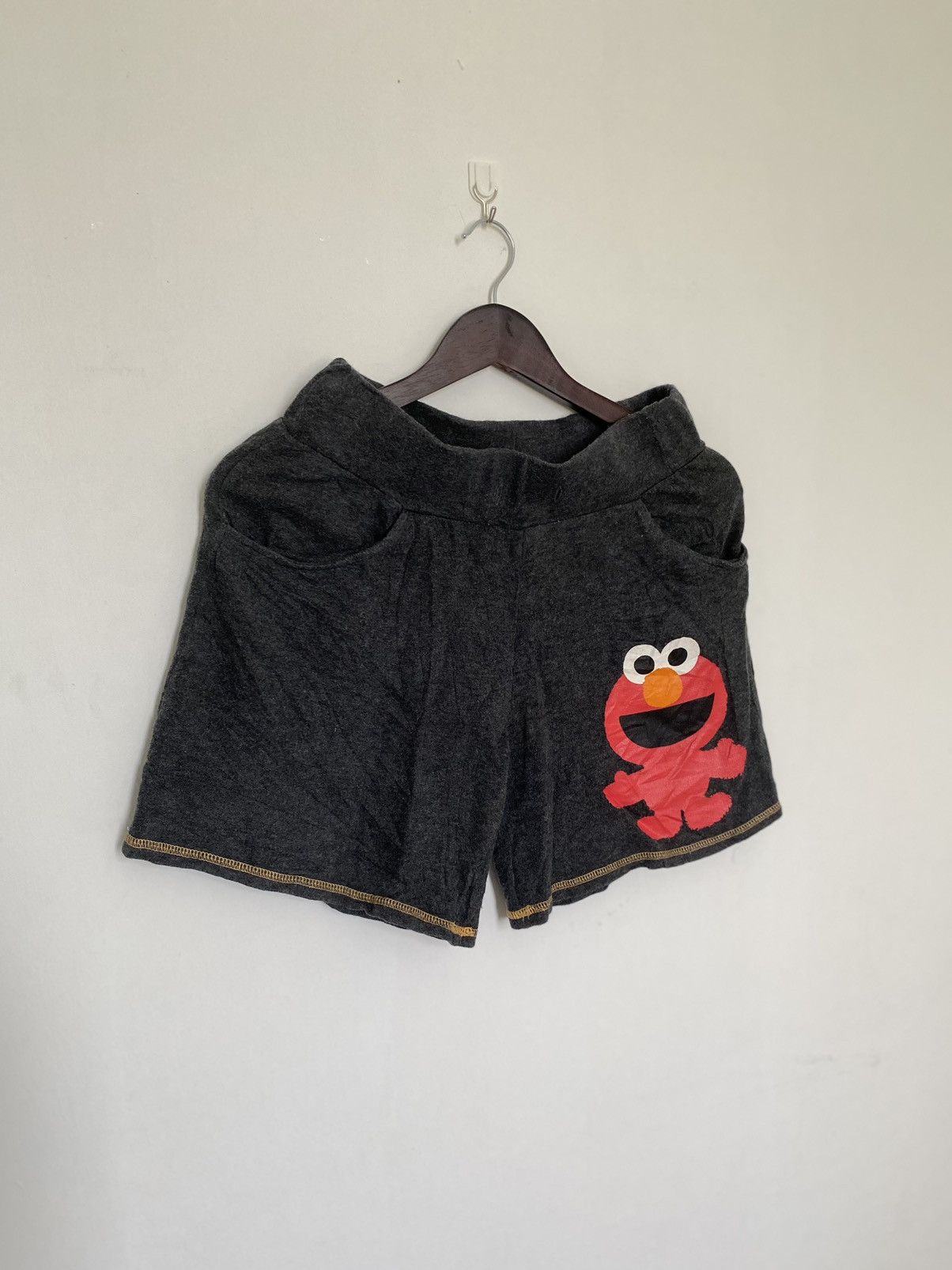 Vintage Vintage Sesame Street Elmo Printed Short Pants | Grailed