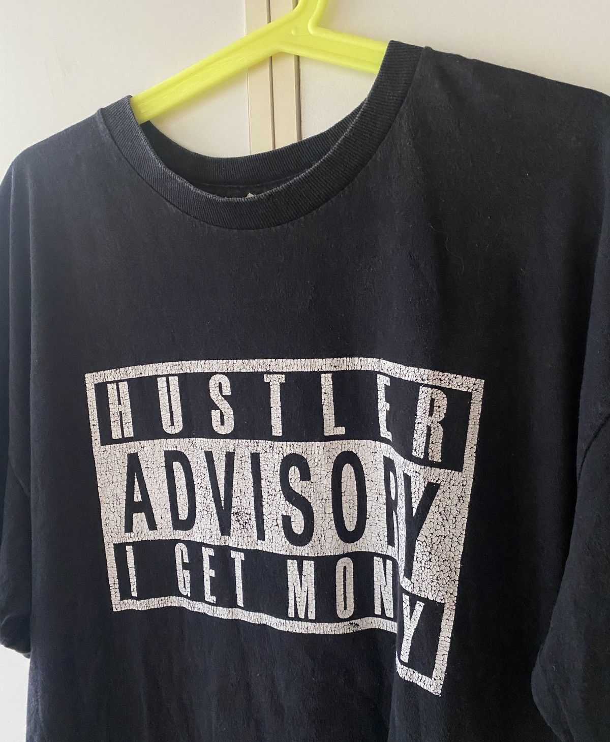 Vintage VINTAGE Y2K HUSTLER ADVISORY I GET MONEY T SHIRT Size US XL / EU 56 / 4 - 5 Thumbnail