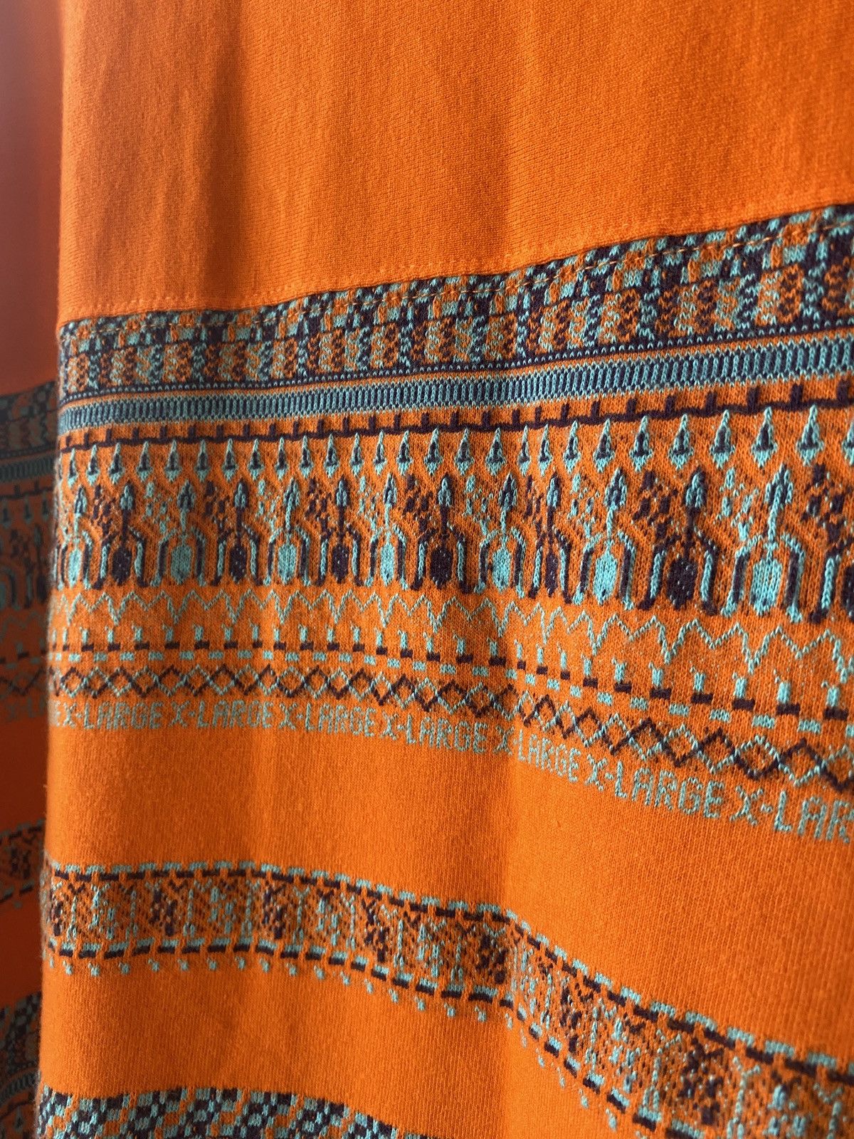Xlarge NAVAJO INSPIRED X LARGE T SHIRT Size US XL / EU 56 / 4 - 6 Thumbnail