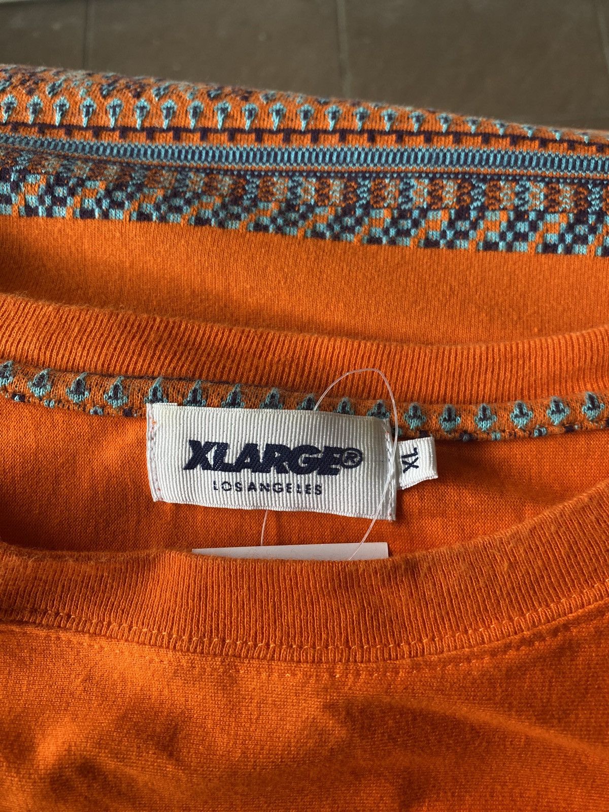 Xlarge NAVAJO INSPIRED X LARGE T SHIRT Size US XL / EU 56 / 4 - 7 Thumbnail