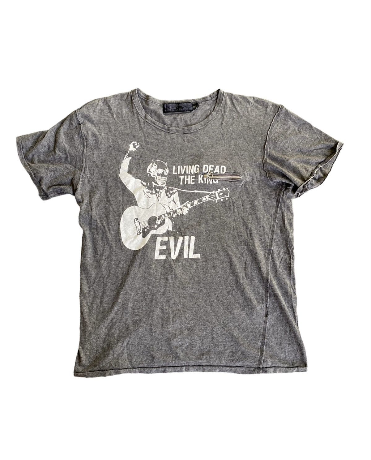 image of VTG Montage Japan Living Dead The King Evil in Grey, Men's (Size Medium)