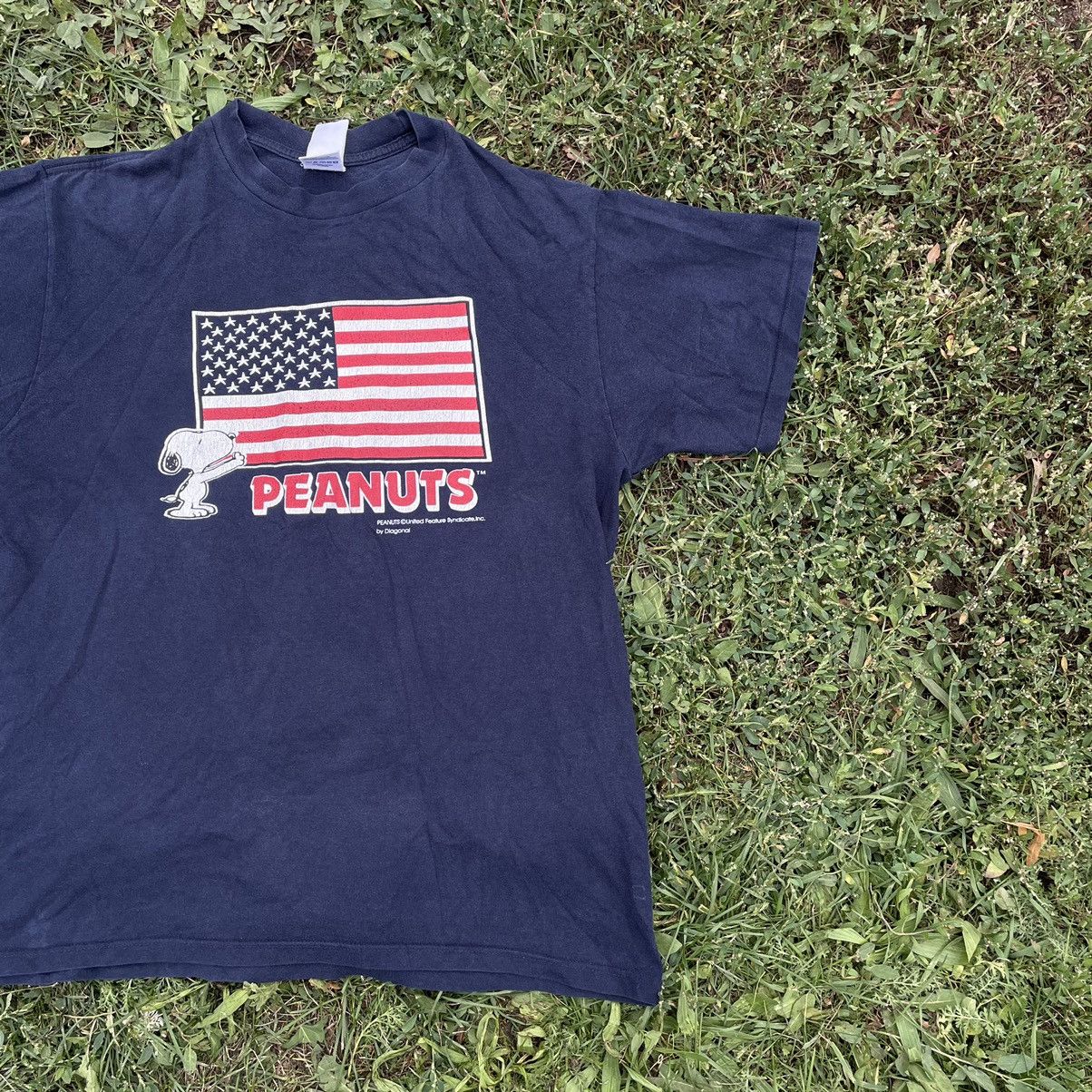 Vintage Vintage Y2K Peanuts Graphic Tee Sun Faded Americana Slim L Size US L / EU 52-54 / 3 - 2 Thumbnail