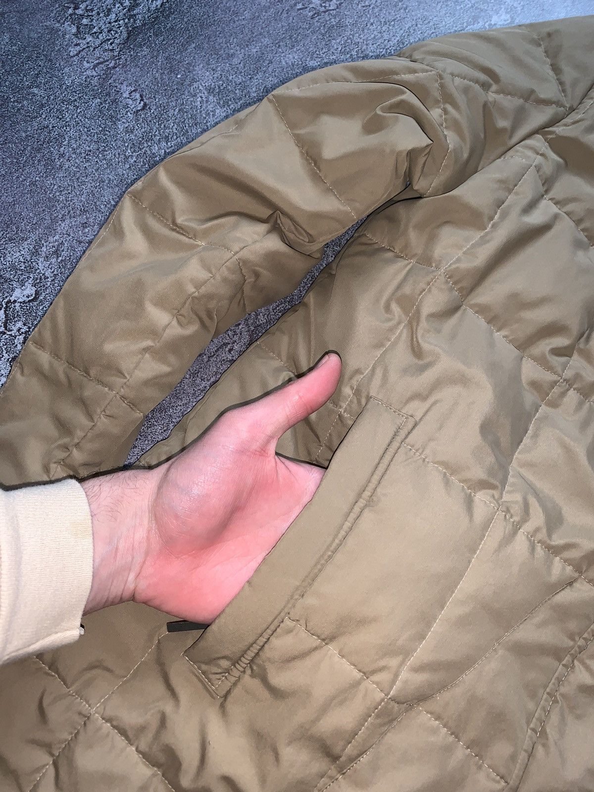 Burberry × Vintage Burberry L quilted coat light down jacket zip vintage casual Size L / US 10 / IT 46 - 19 Thumbnail
