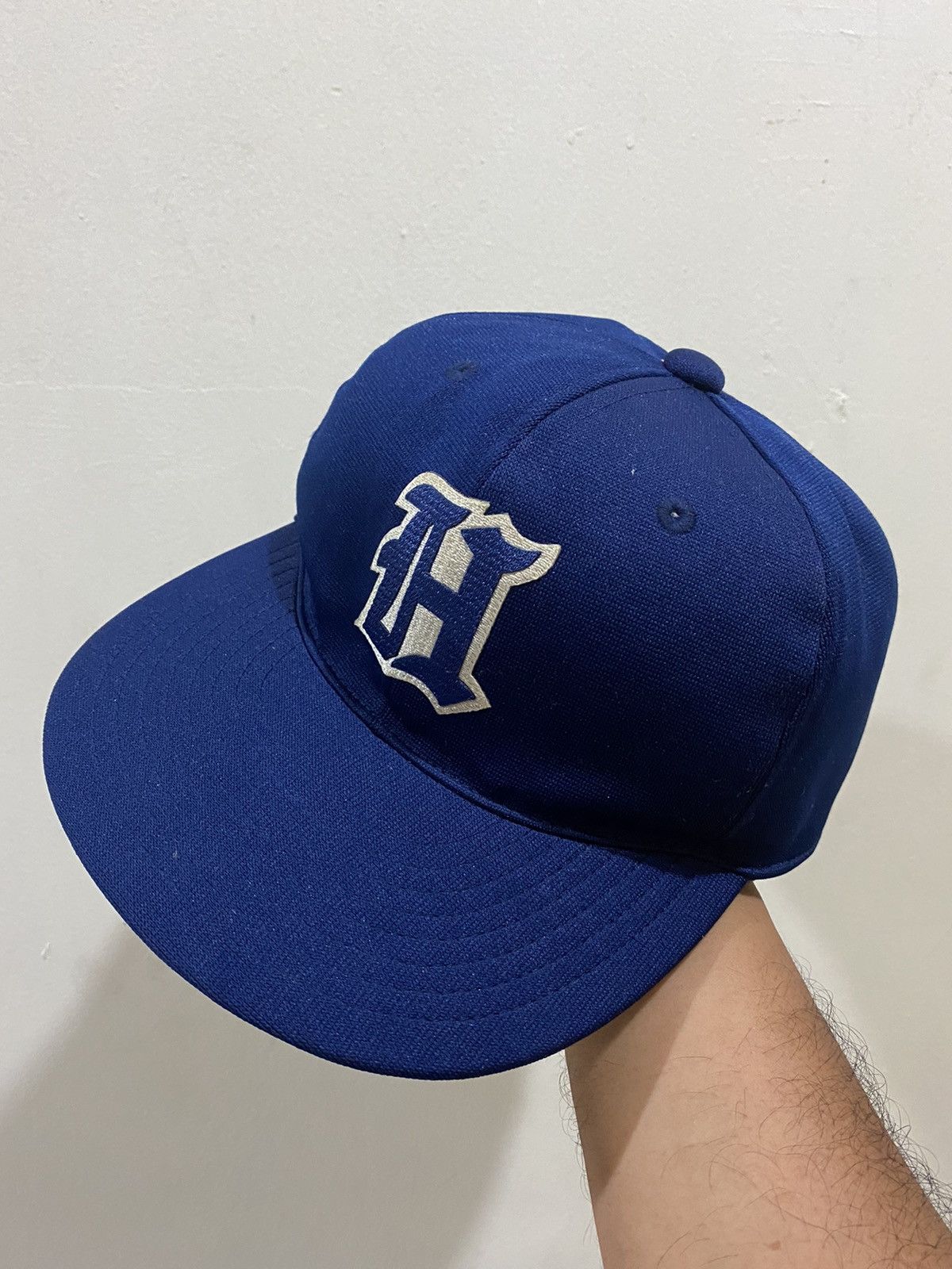 Vintage VTG “H” Japanese Baseball Team Descente Hat Size ONE SIZE - 2 Thumbnail