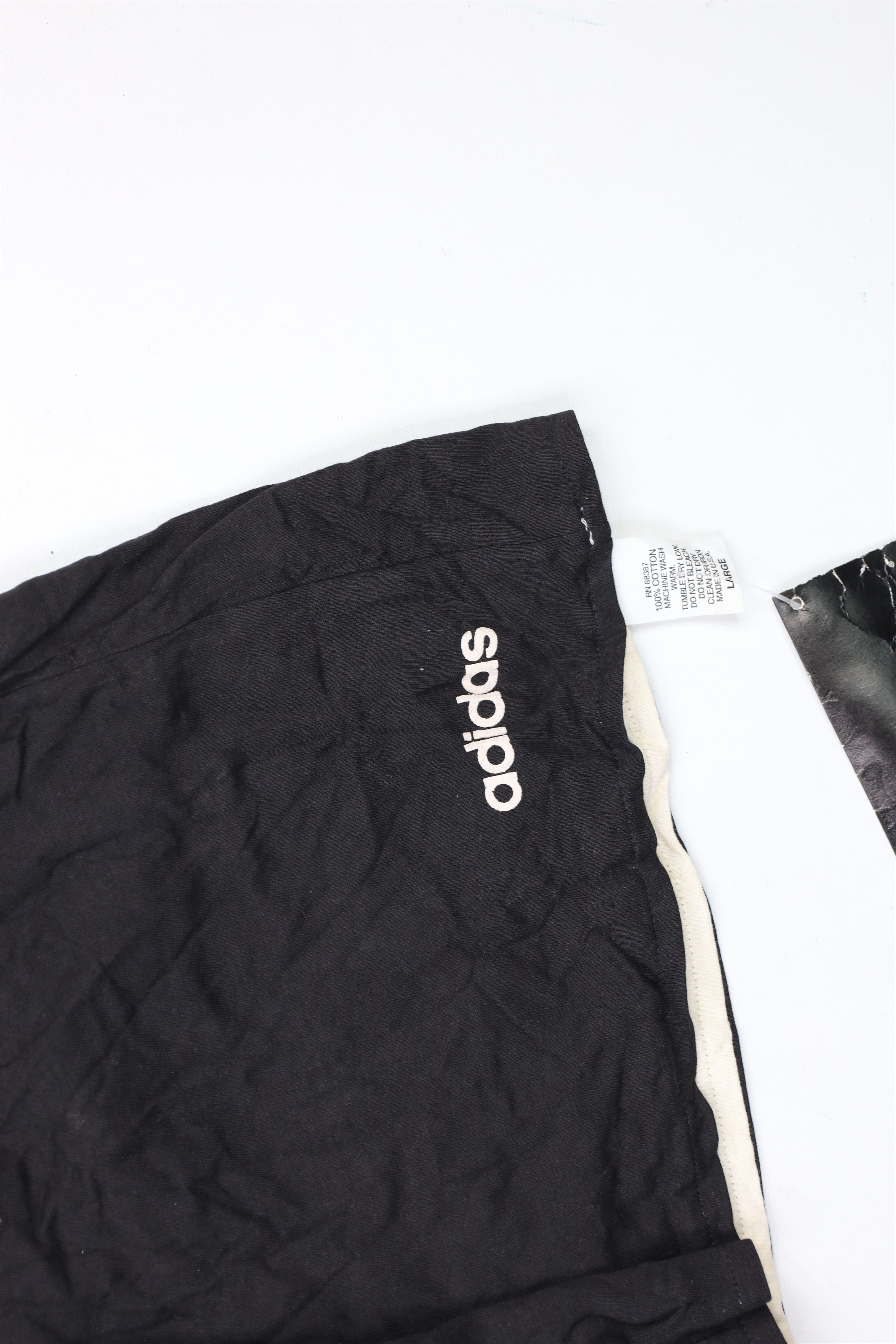 Adidas × Vintage NOS Vintage 90s Adidas Out Above Knee Shorts Cotton USA Size US 34 / EU 50 - 4 Thumbnail