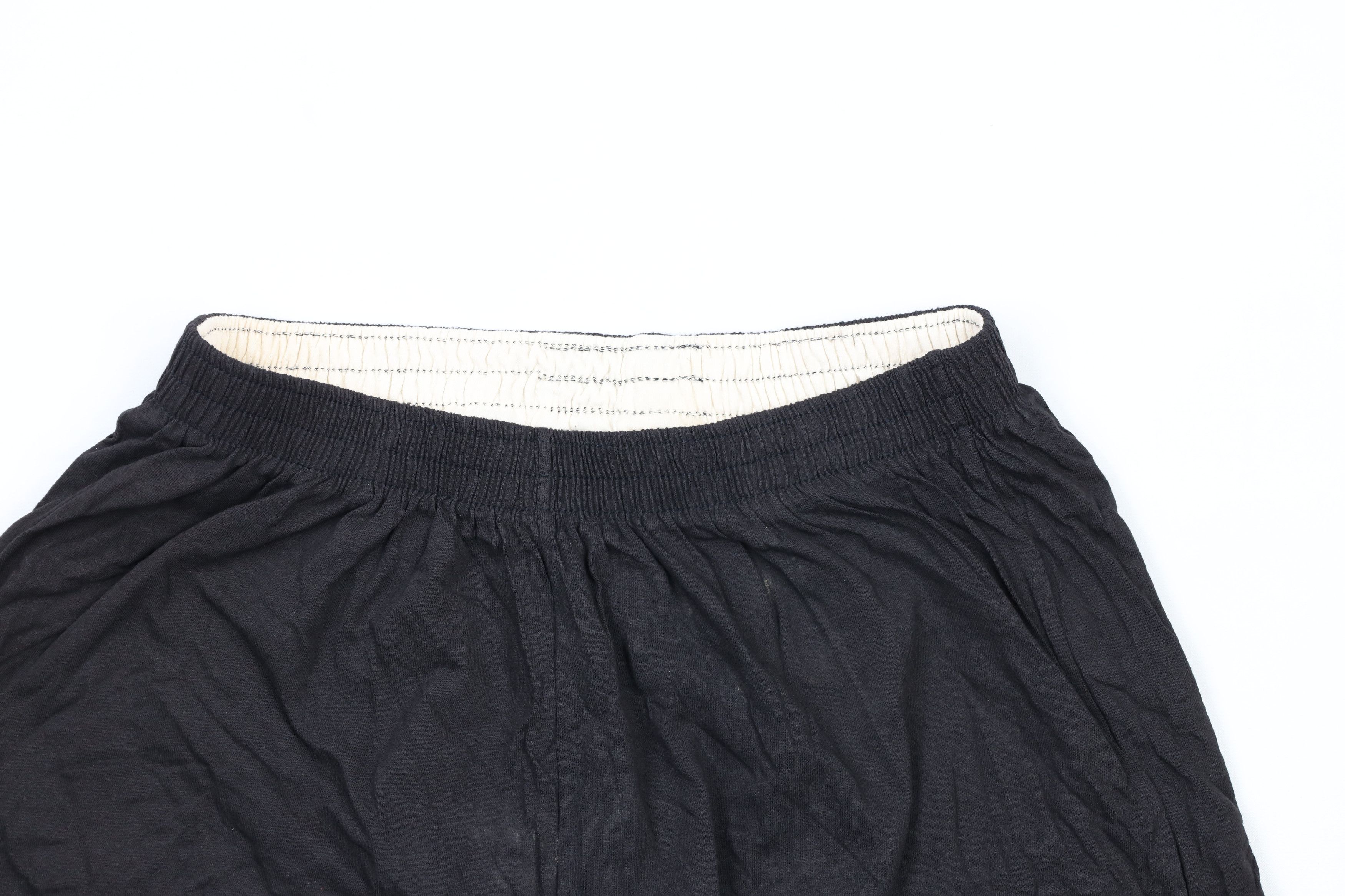 Adidas × Vintage NOS Vintage 90s Adidas Out Above Knee Shorts Cotton USA Size US 34 / EU 50 - 2 Thumbnail