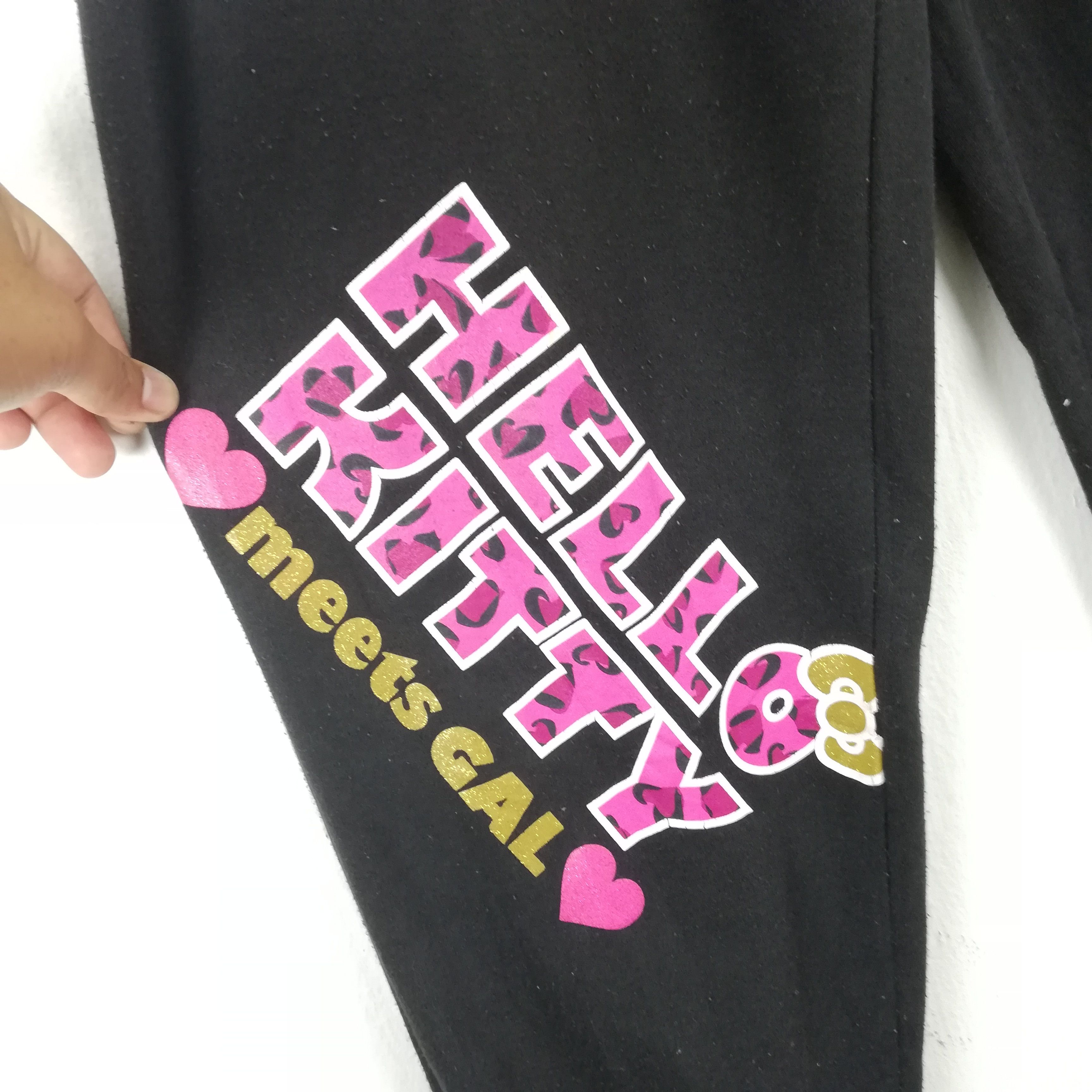 Cartoon Network × Japanese Brand × Vintage Hello Kitty Big Logo Sweatpants Kanye West Fashion #0362 Size US 33 - 4 Thumbnail
