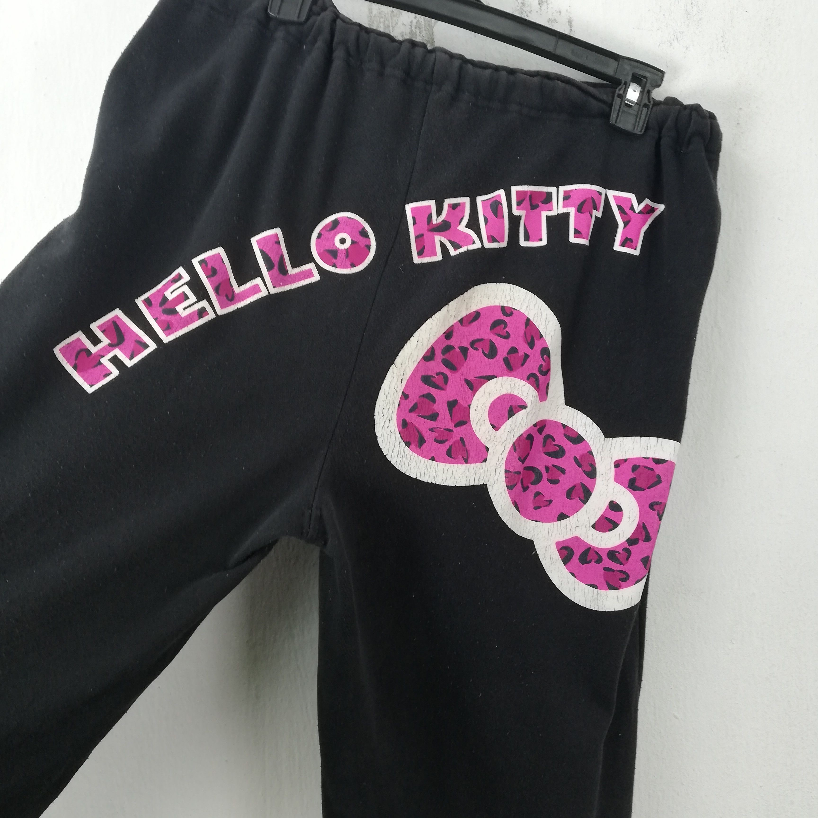 Cartoon Network × Japanese Brand × Vintage Hello Kitty Big Logo Sweatpants Kanye West Fashion #0362 Size US 33 - 7 Thumbnail