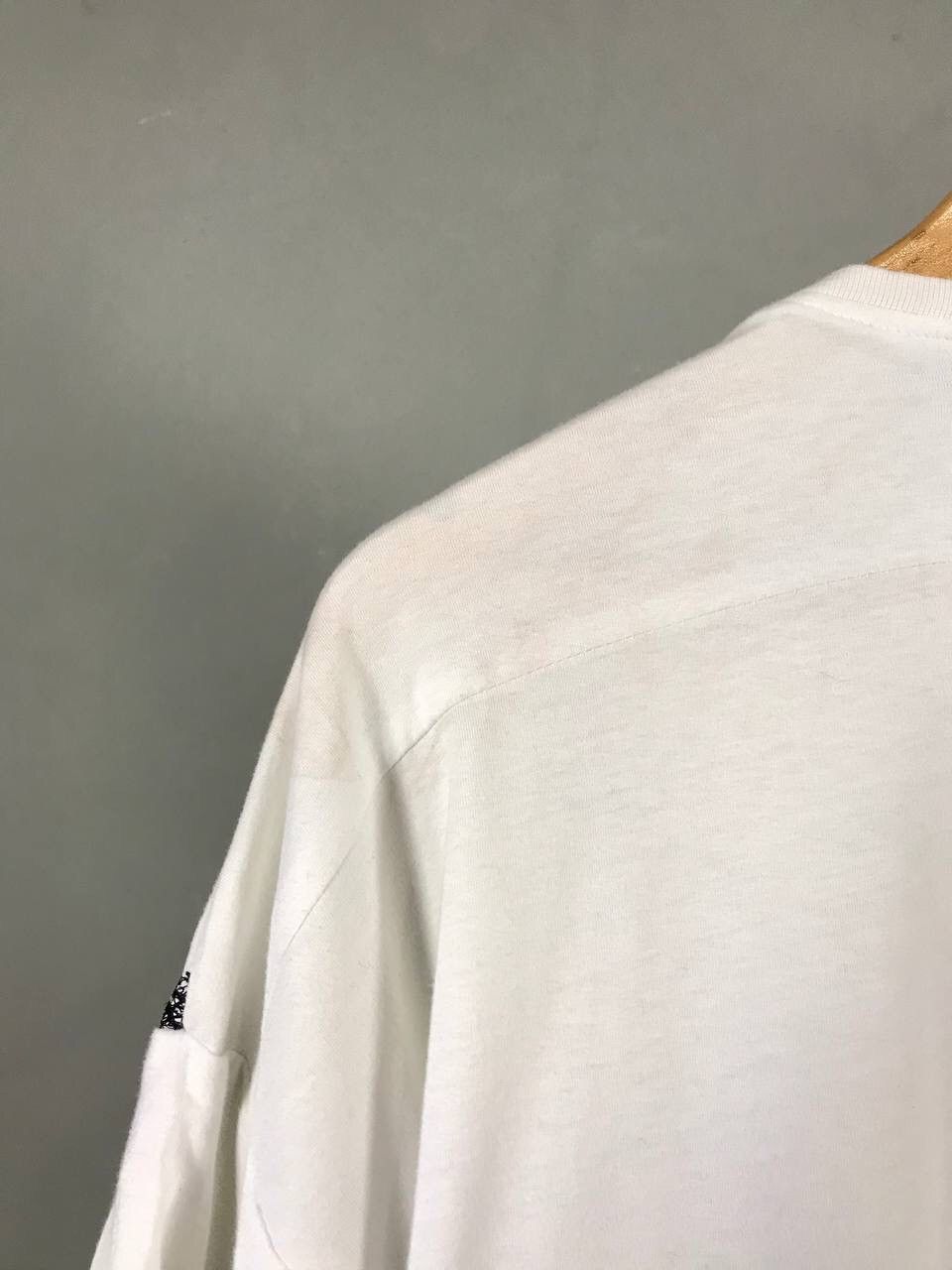 Designer × Vinti Andrews Vinti Andrews Luxury Designer Street Fashion Tee Size US M / EU 48-50 / 2 - 8 Thumbnail