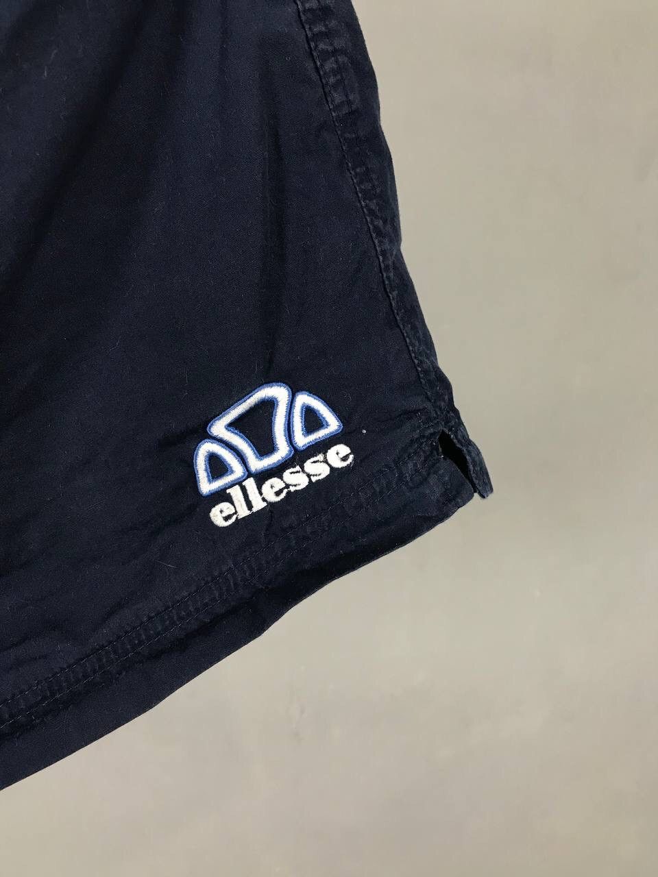 Ellesse Ellesse Vintage Sportwear Navy Blue Shorts Size US 34 / EU 50 - 3 Thumbnail